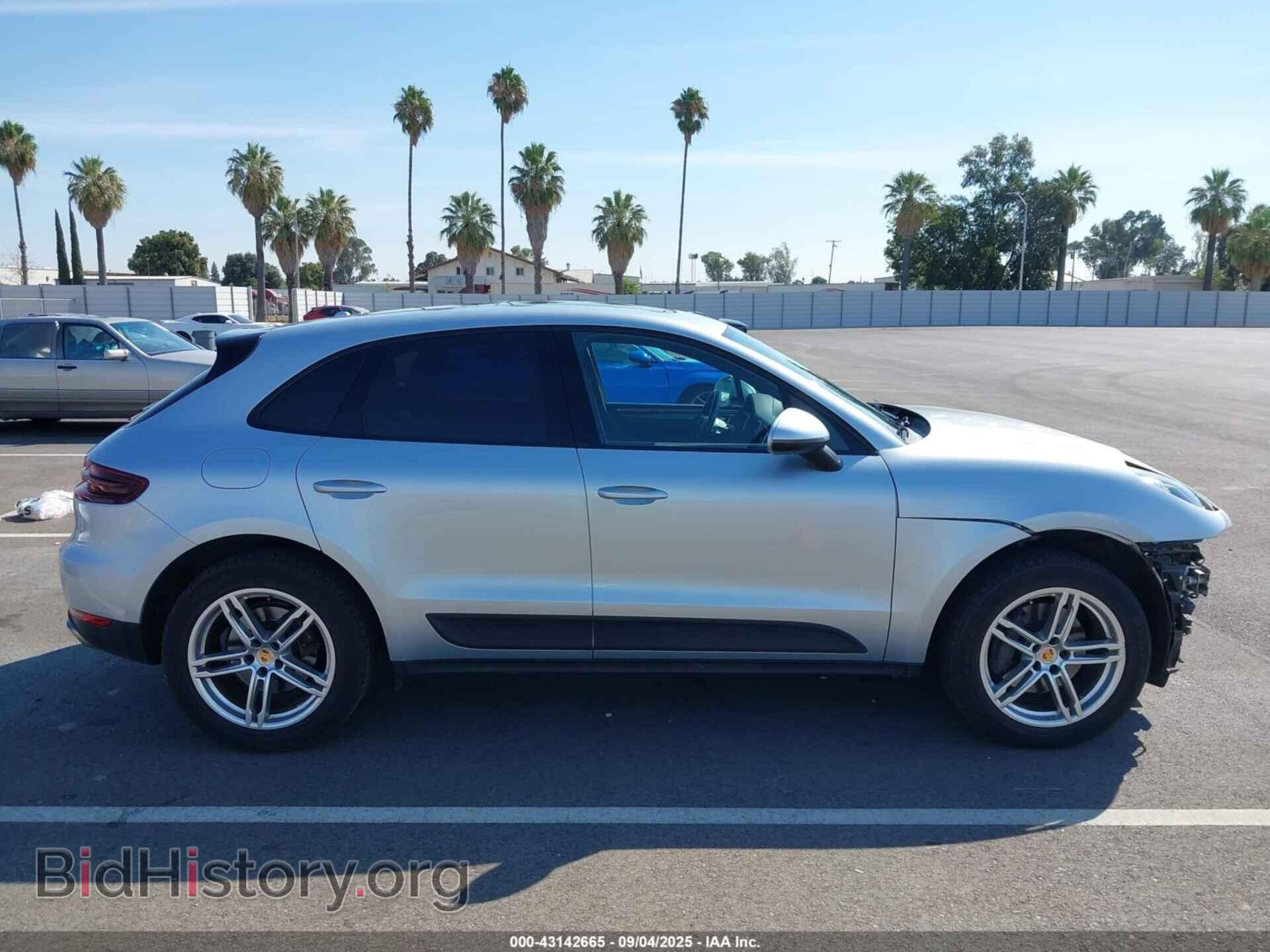 2017 PORSCHE MACAN - VIN: WP1AA2A54HLB02143 - Photo 14