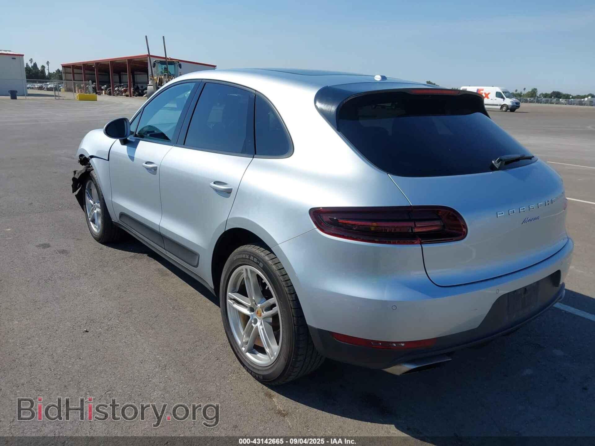 2017 PORSCHE MACAN - VIN: WP1AA2A54HLB02143 - Photo 3