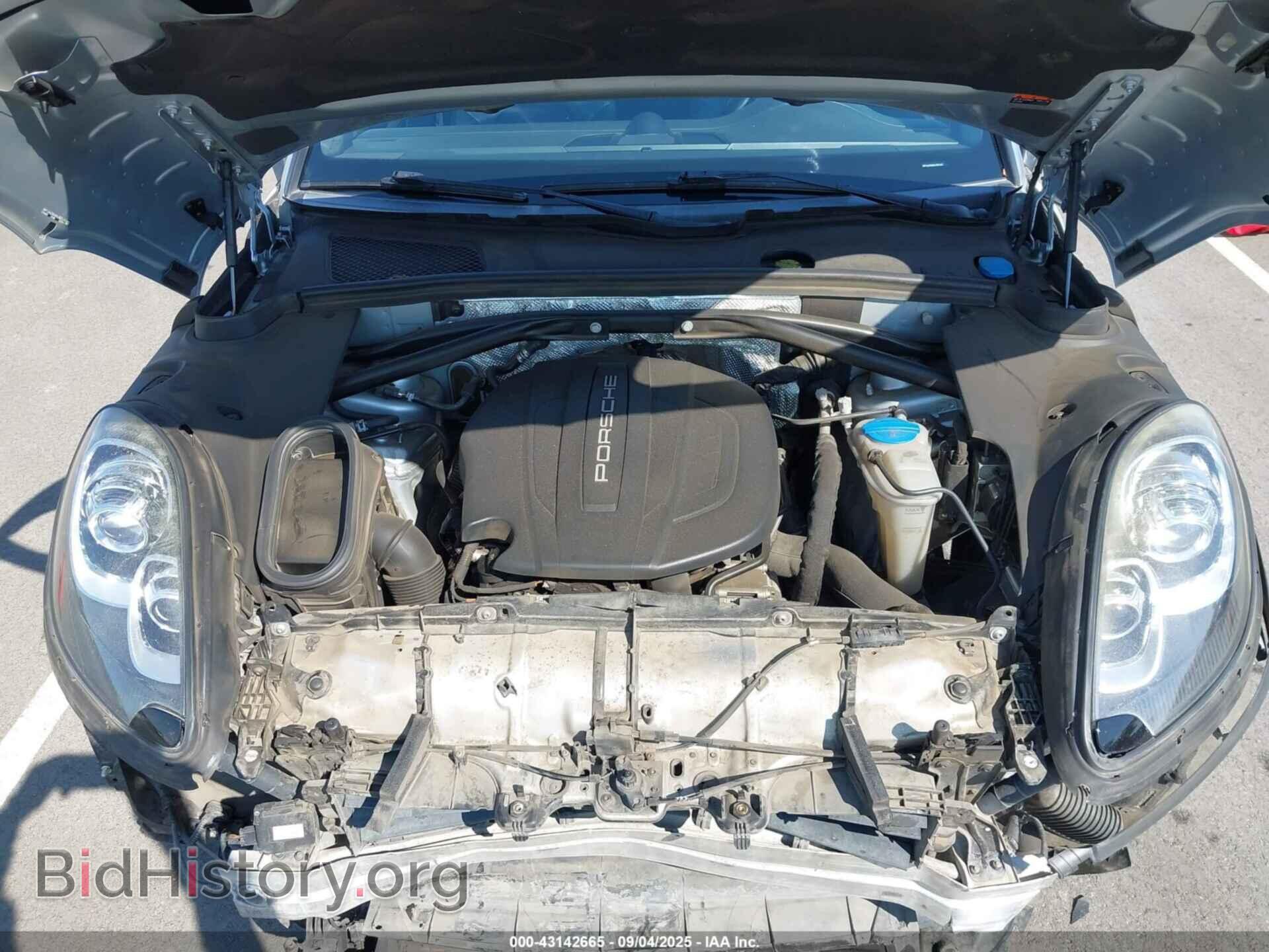 2017 PORSCHE MACAN - VIN: WP1AA2A54HLB02143 - Photo 10