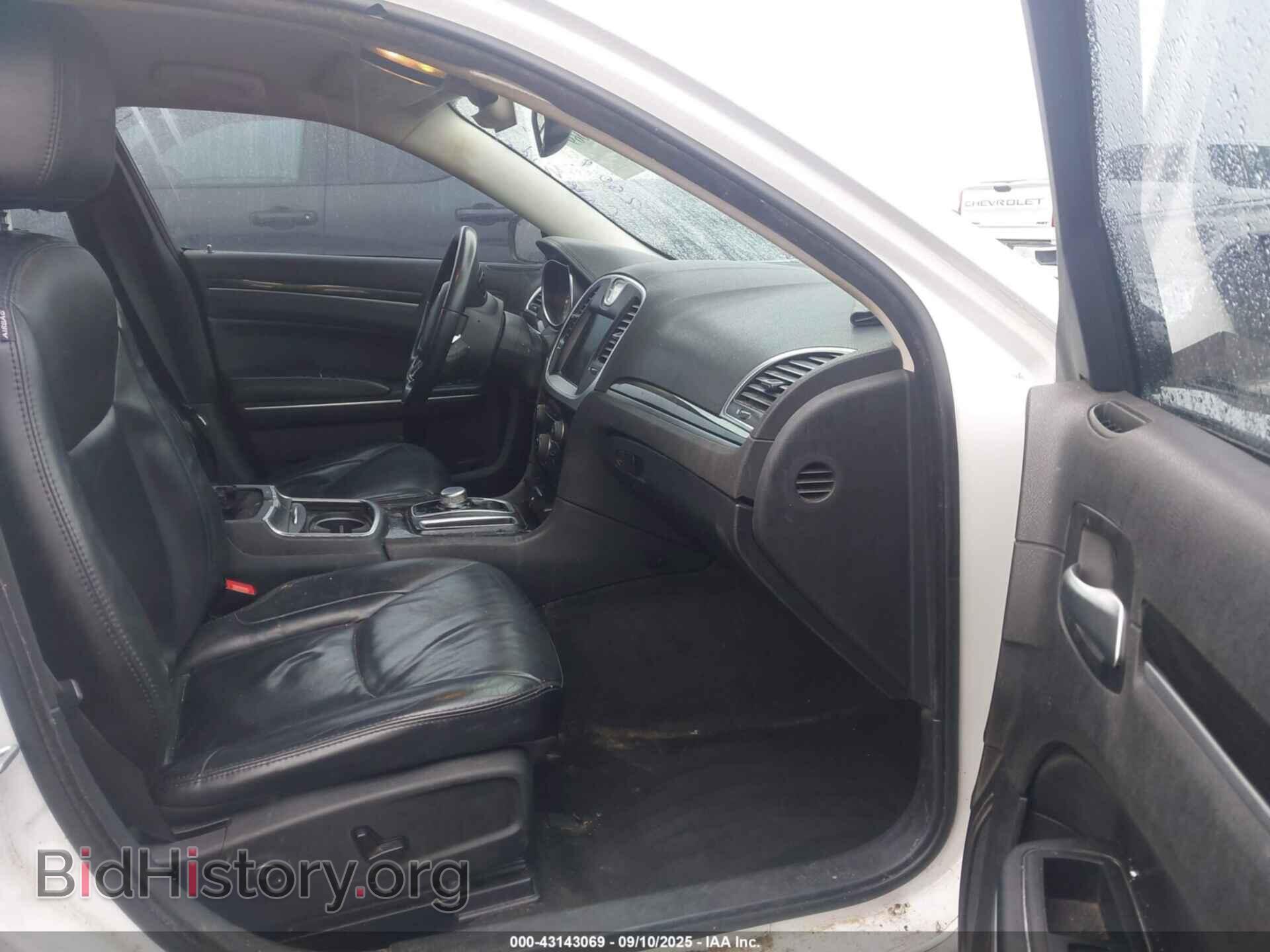 2015 CHRYSLER 300 - VIN: 2C3CCAAG0FH903702 - Фото 5