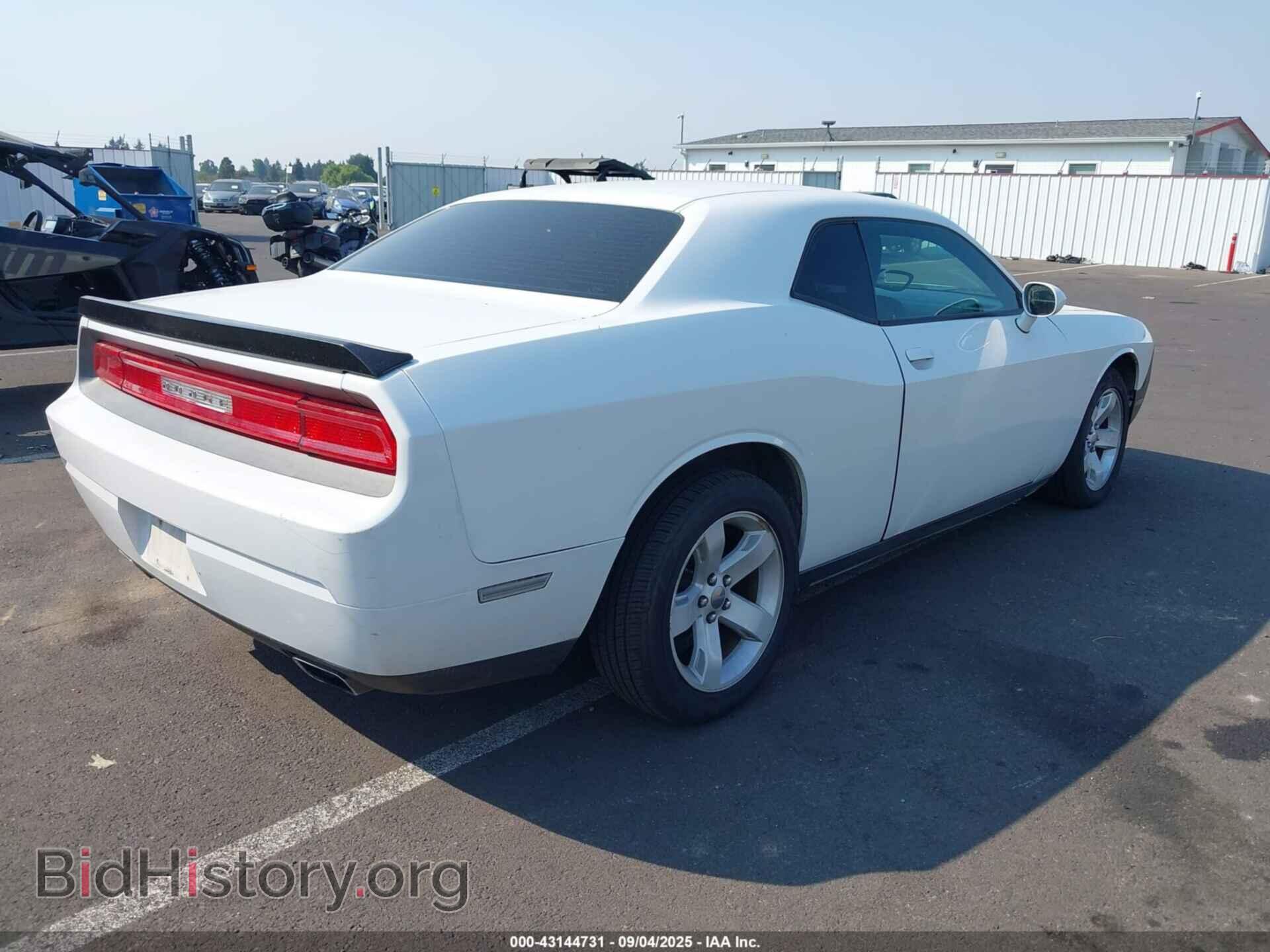 2011 DODGE CHALLENGER - VIN: 2B3CJ4DG2BH602214 - Photo 4