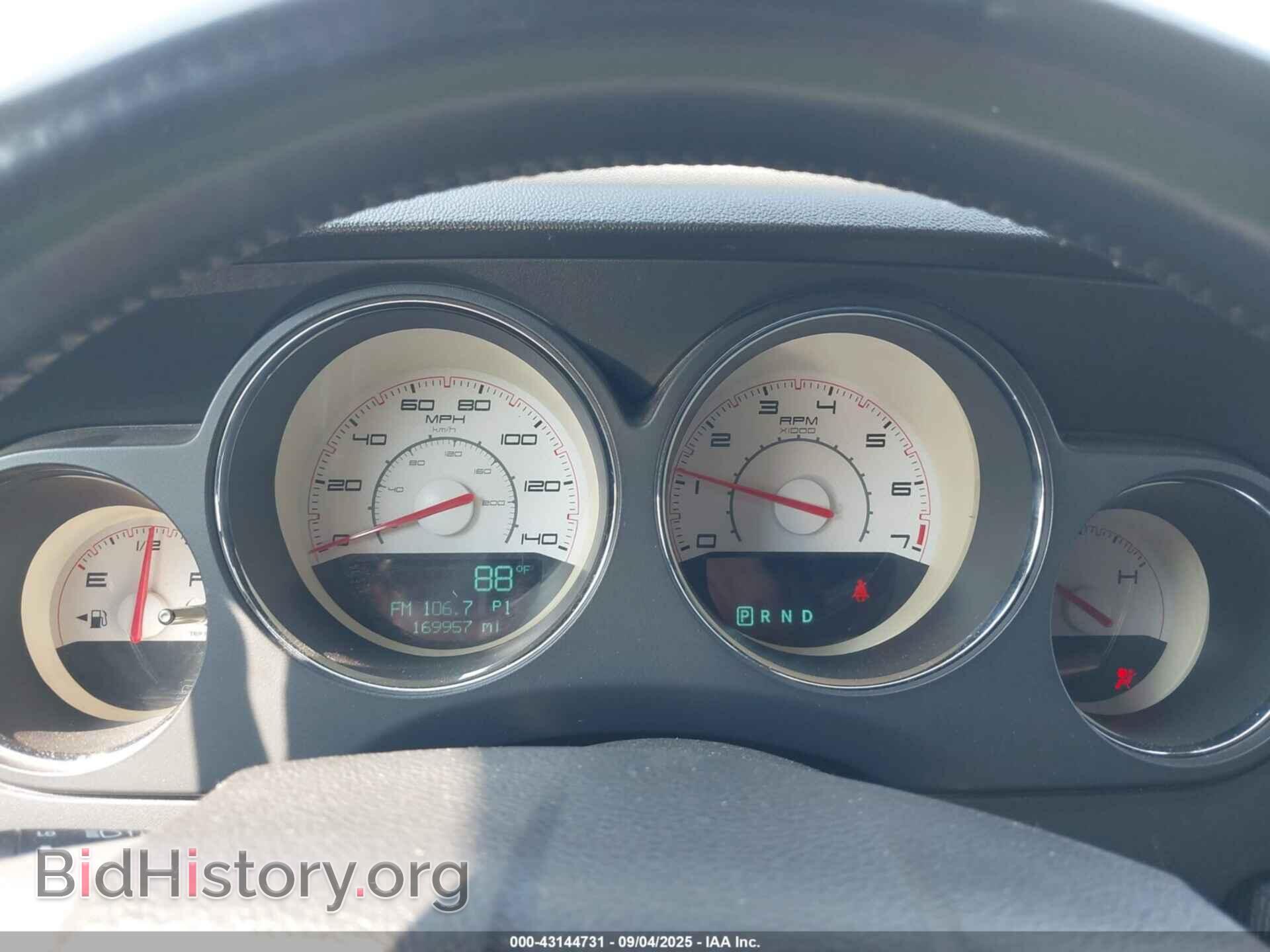 2011 DODGE CHALLENGER - VIN: 2B3CJ4DG2BH602214 - Photo 7