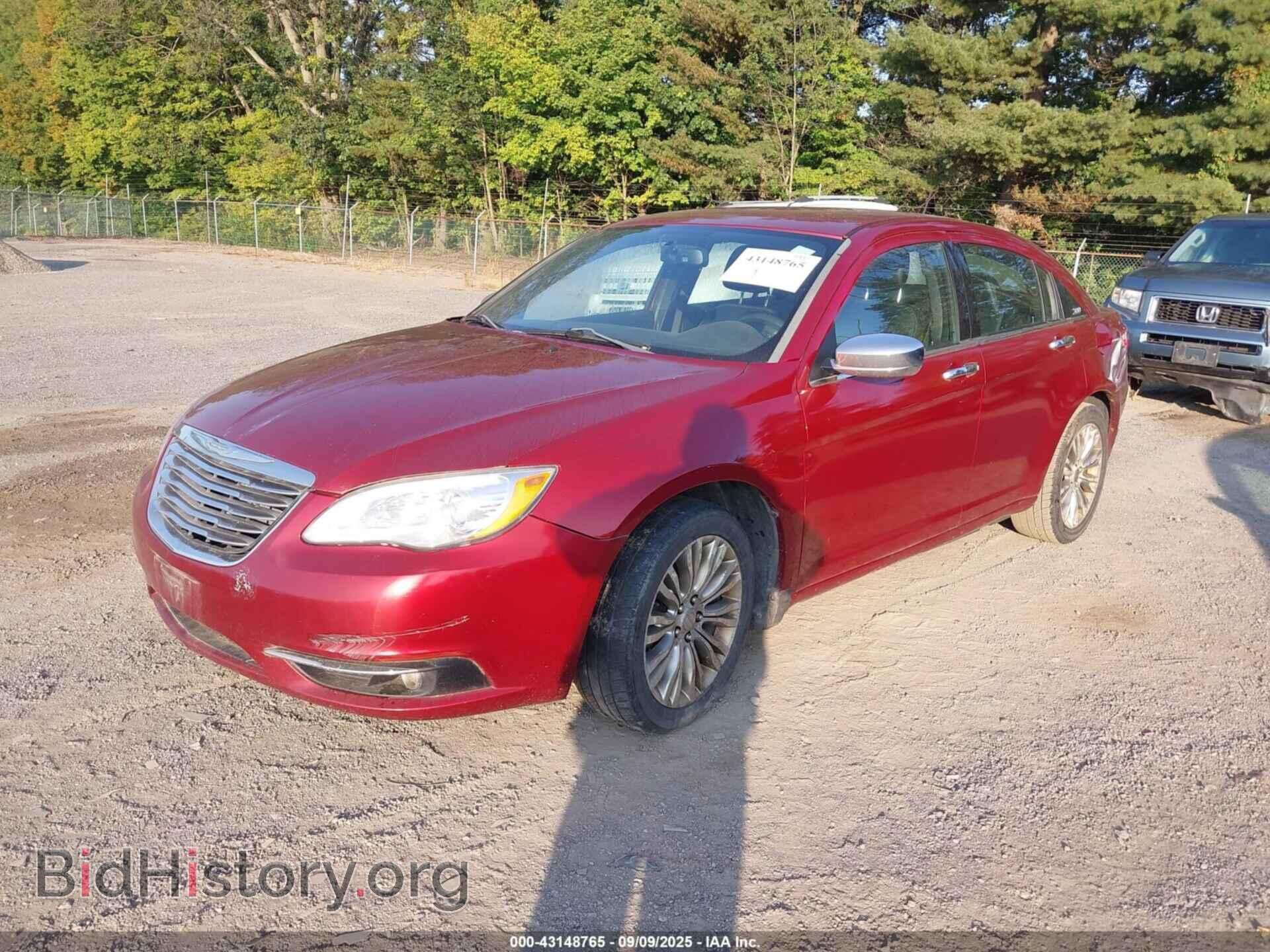 2012 CHRYSLER 200 - VIN: 1C3CCBCB2CN305587 - Фото 2