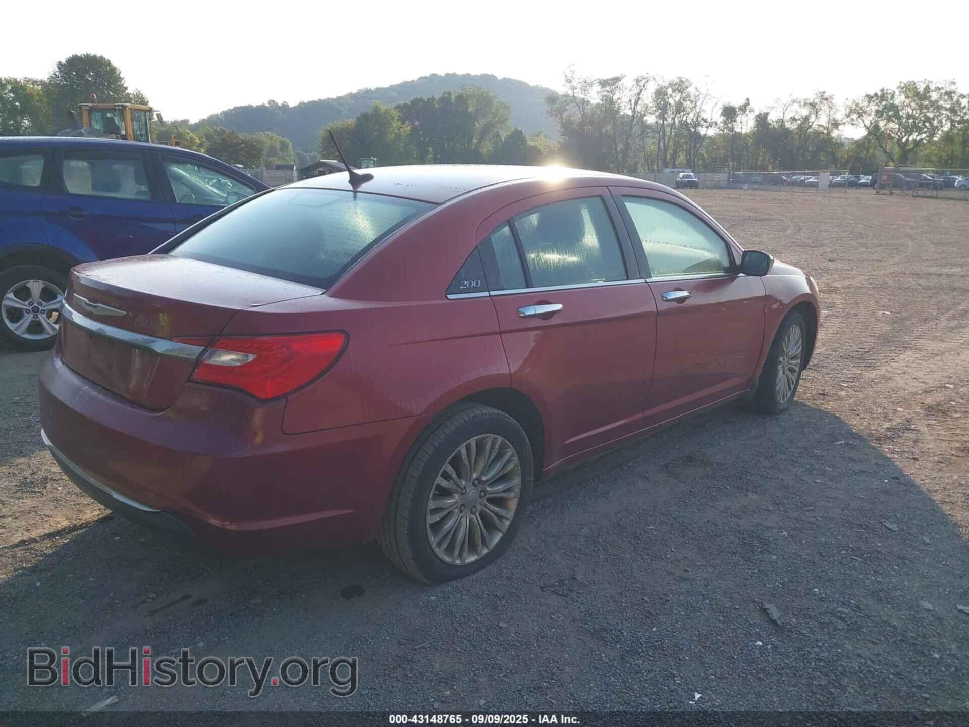 2012 CHRYSLER 200 - VIN: 1C3CCBCB2CN305587 - Фото 4