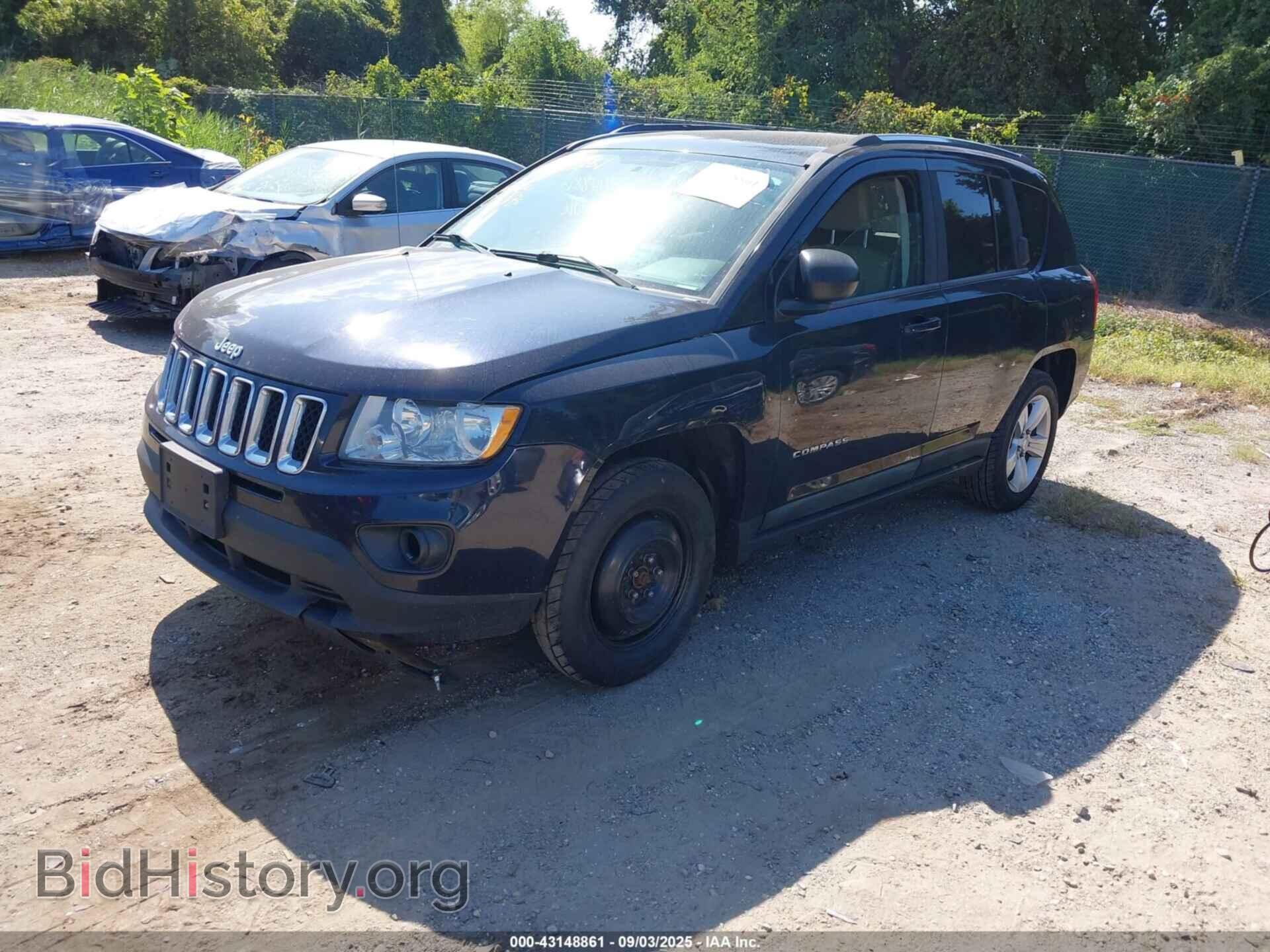 2011 JEEP COMPASS - VIN: 1J4NT1FA5BD213549 - Photo 2
