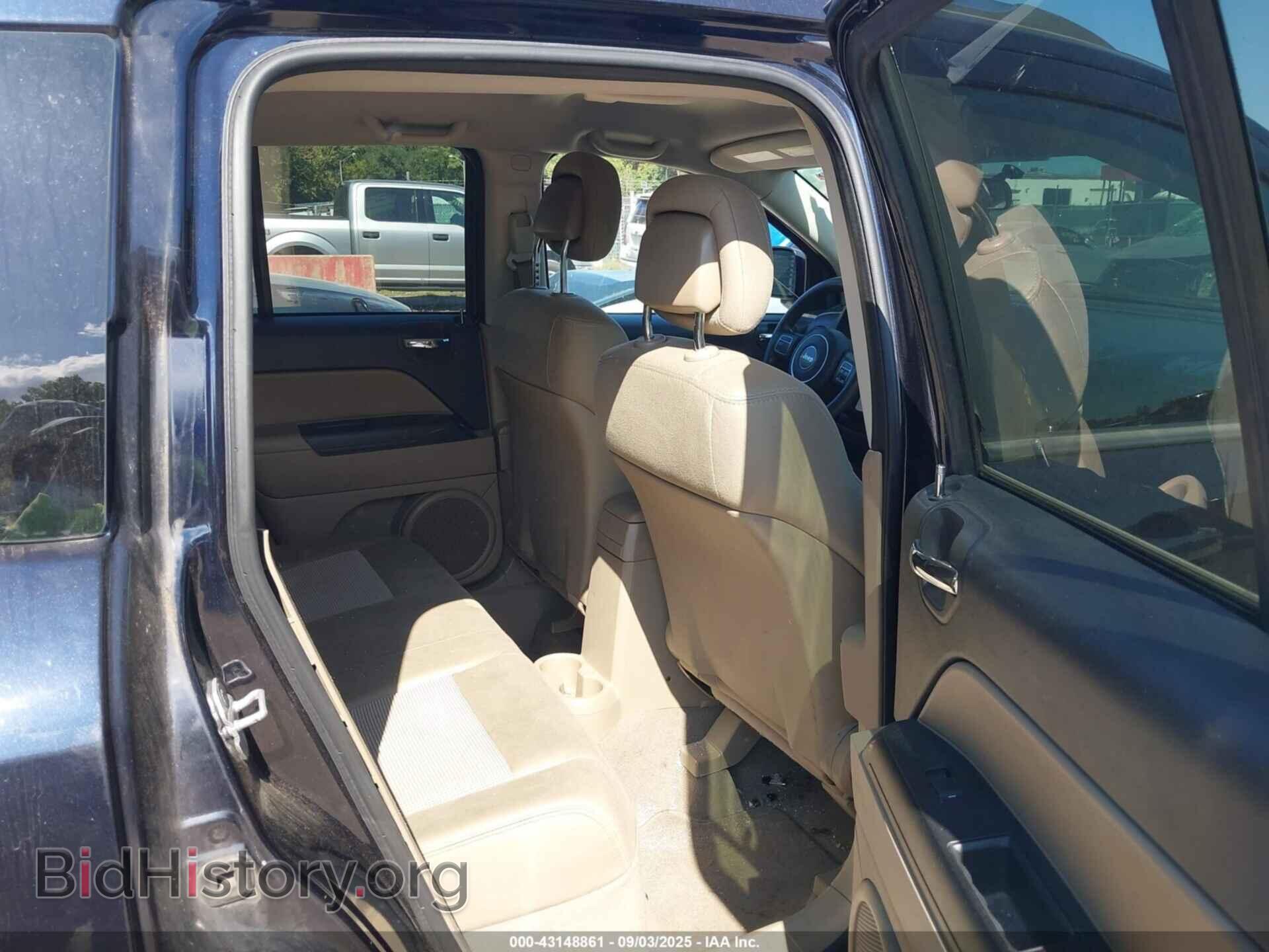 2011 JEEP COMPASS - VIN: 1J4NT1FA5BD213549 - Photo 8