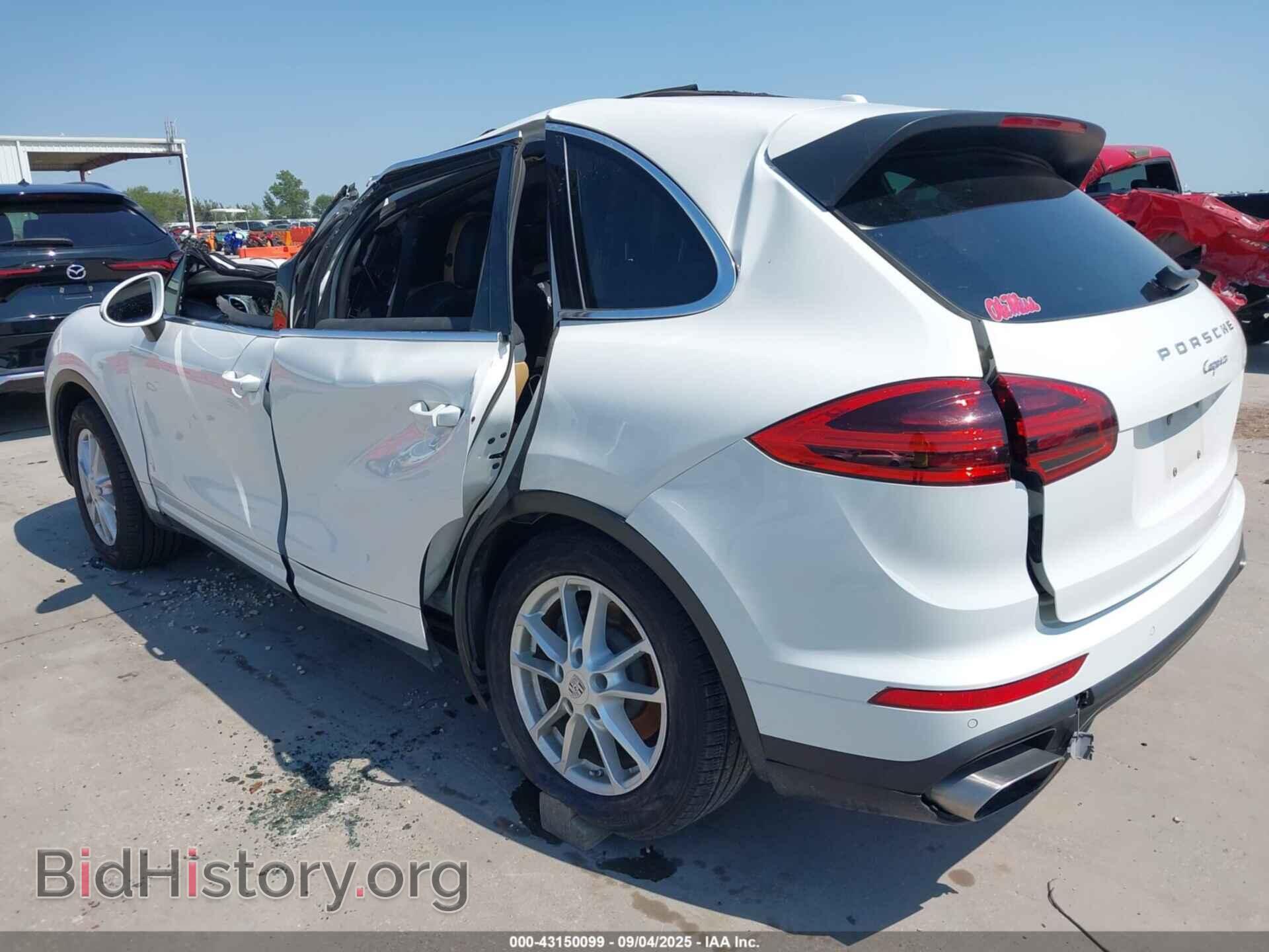 2016 PORSCHE CAYENNE - VIN: WP1AA2A26GLA09094 - Фото 3