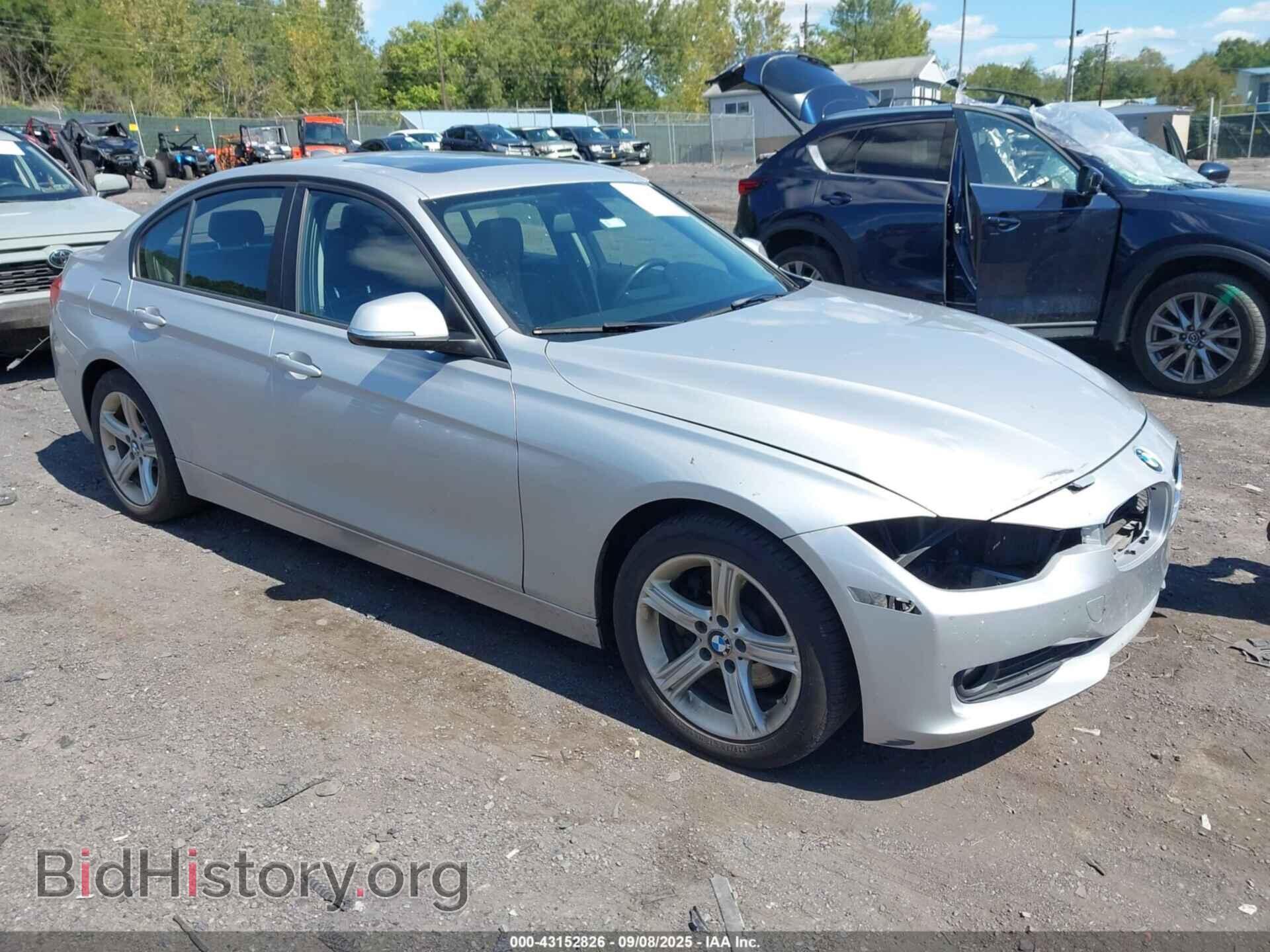 Фотография WBA3C3G57FNT51522 - BMW 320I 2015
