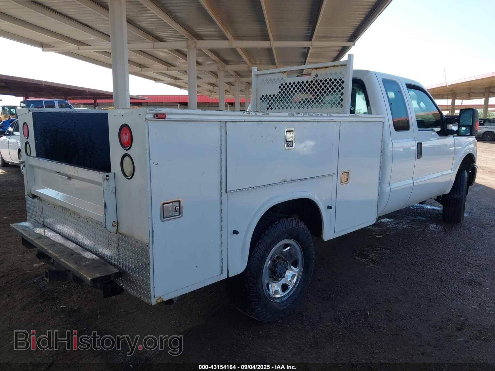 2011 FORD F-250 - VIN: 1FT7X2B68BEB89834 - Фото 4