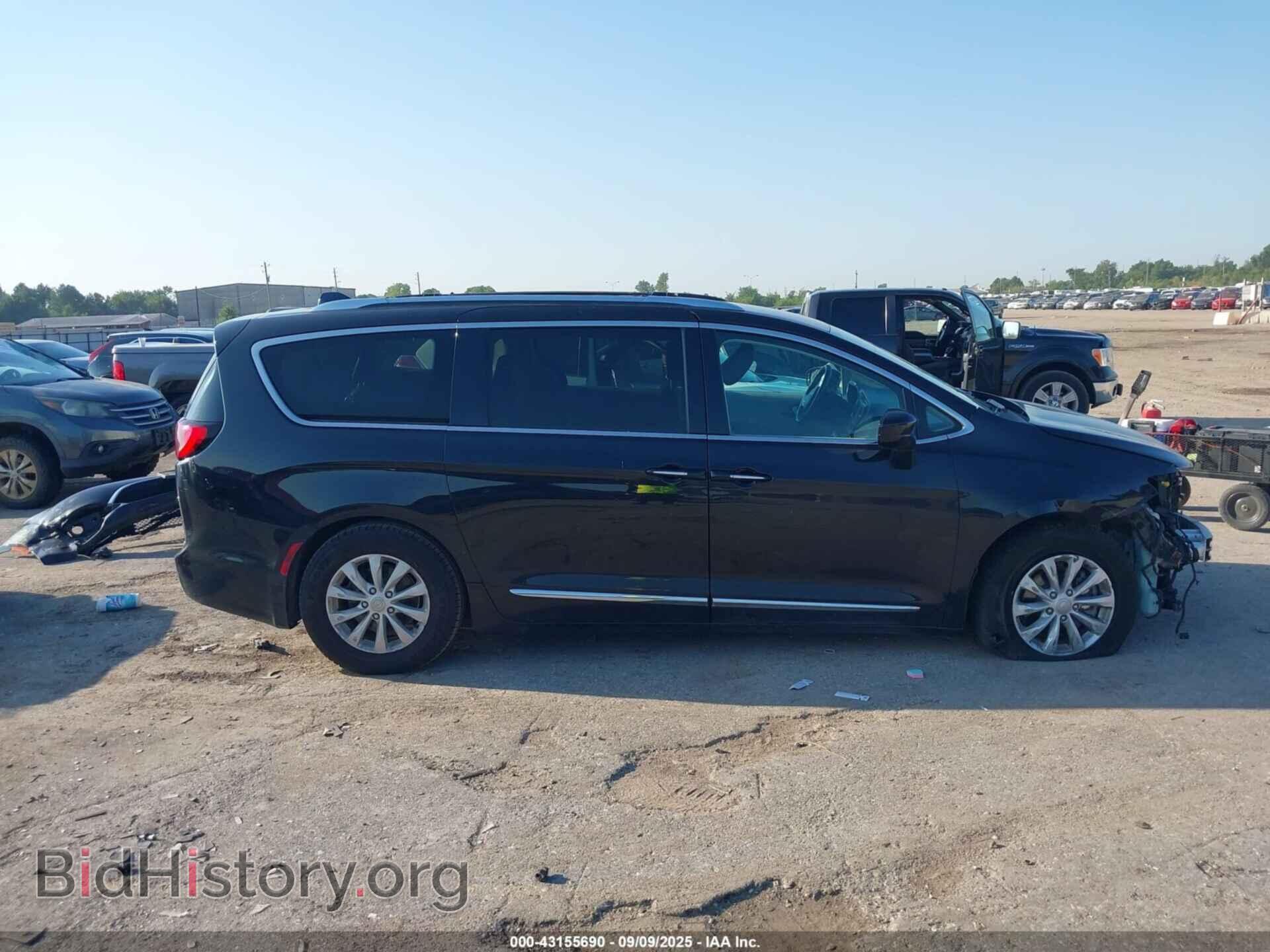 2019 CHRYSLER PACIFICA - VIN: 2C4RC1BG2KR554860 - Фото 14