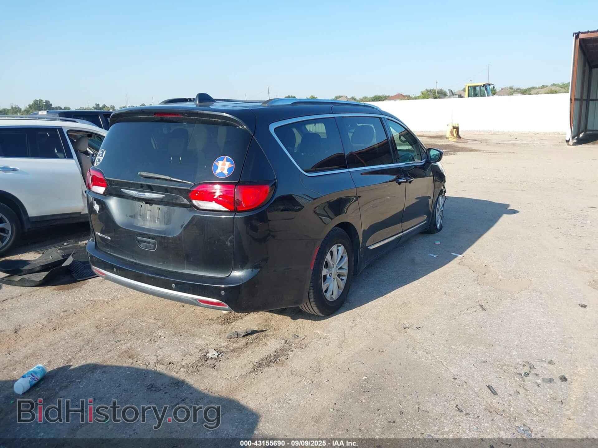 2019 CHRYSLER PACIFICA - VIN: 2C4RC1BG2KR554860 - Фото 4