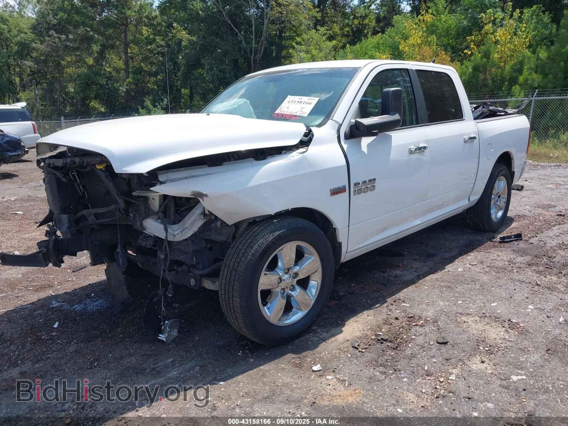 2016 RAM 1500 - VIN: 1C6RR6LT4GS241720 - Фото 2