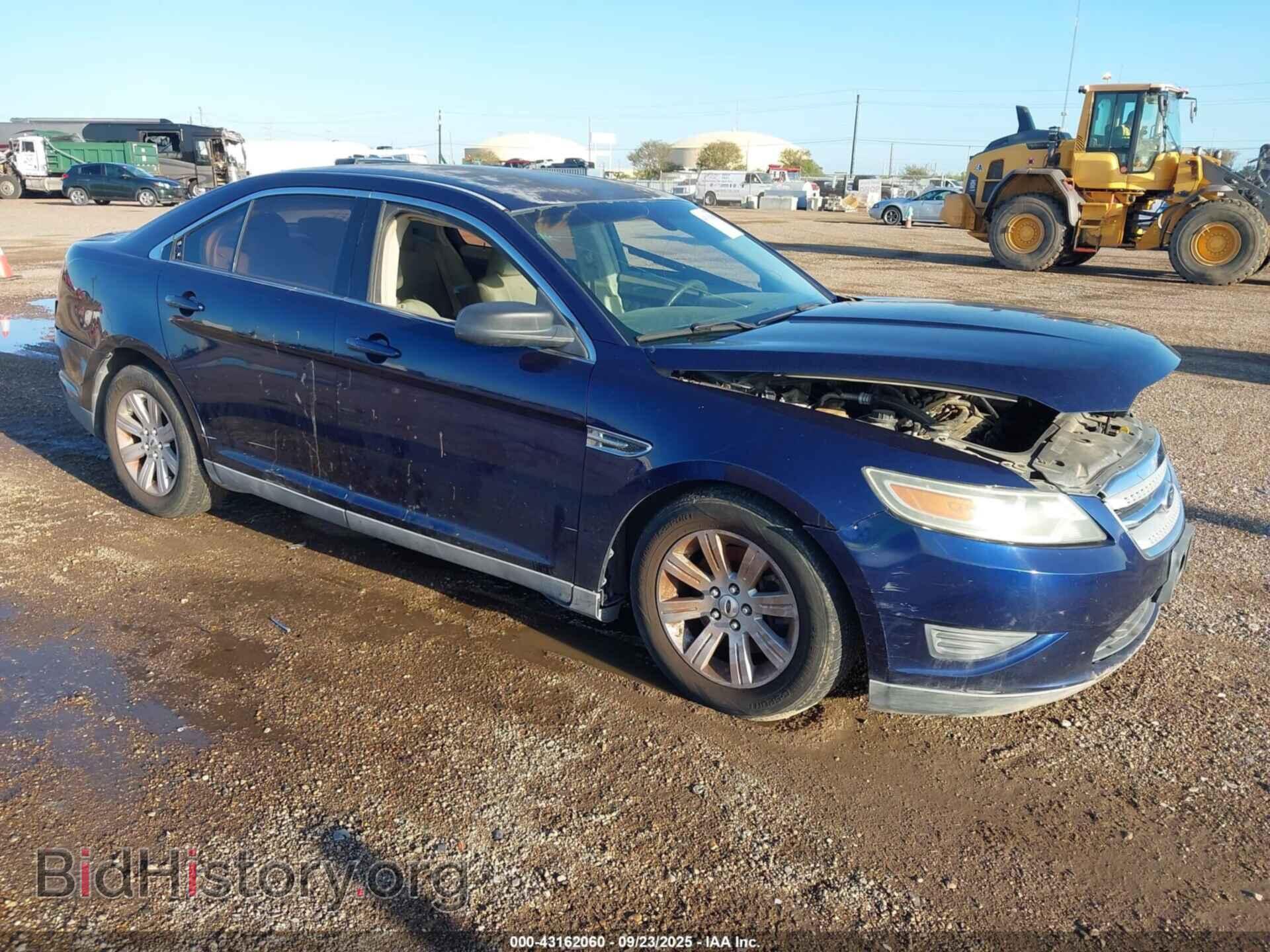 Photo 1FAHP2DW4BG174663 - FORD TAURUS 2011