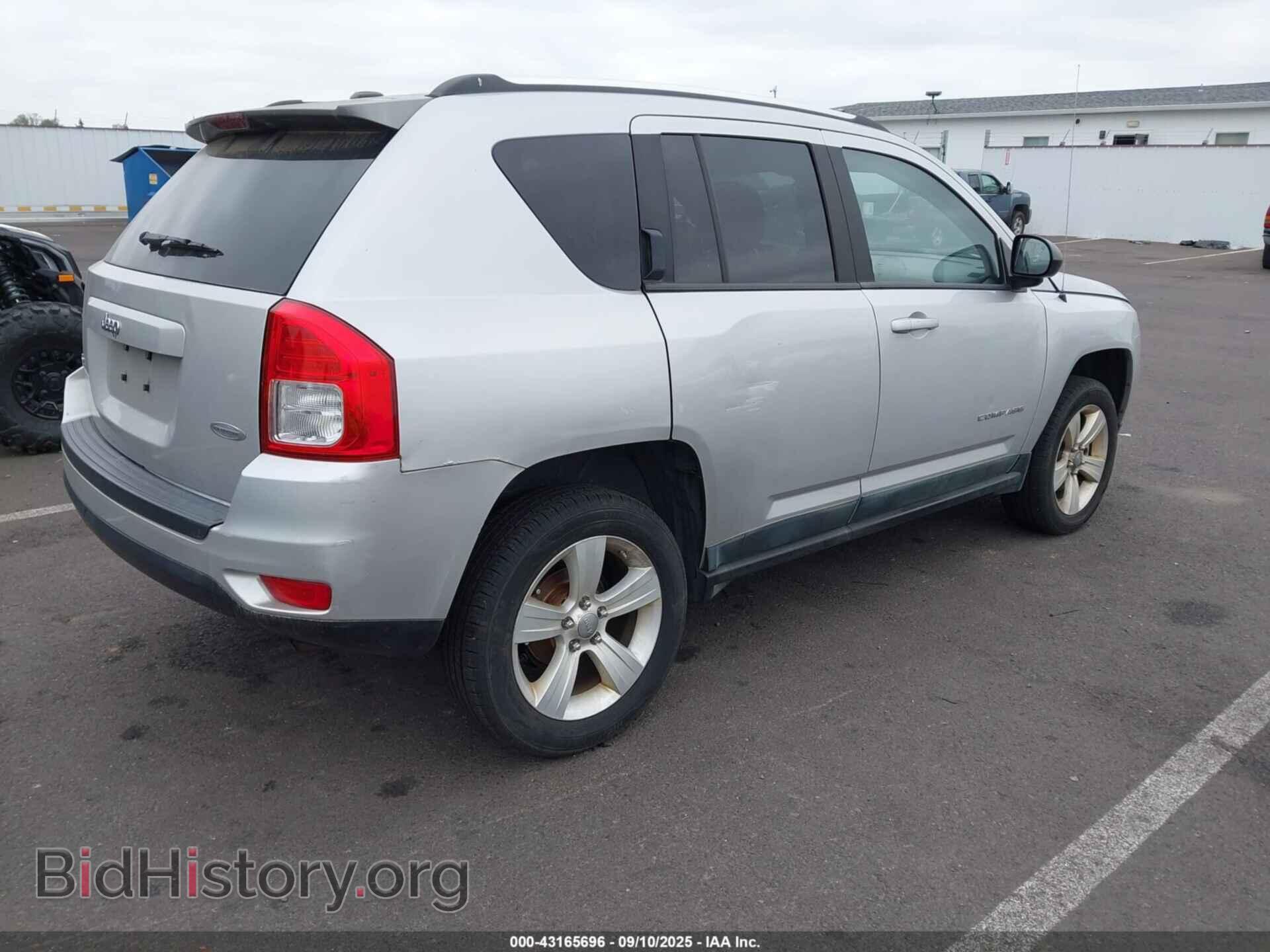 2011 JEEP COMPASS - VIN: 1J4NF1FB6BD282718 - Photo 4
