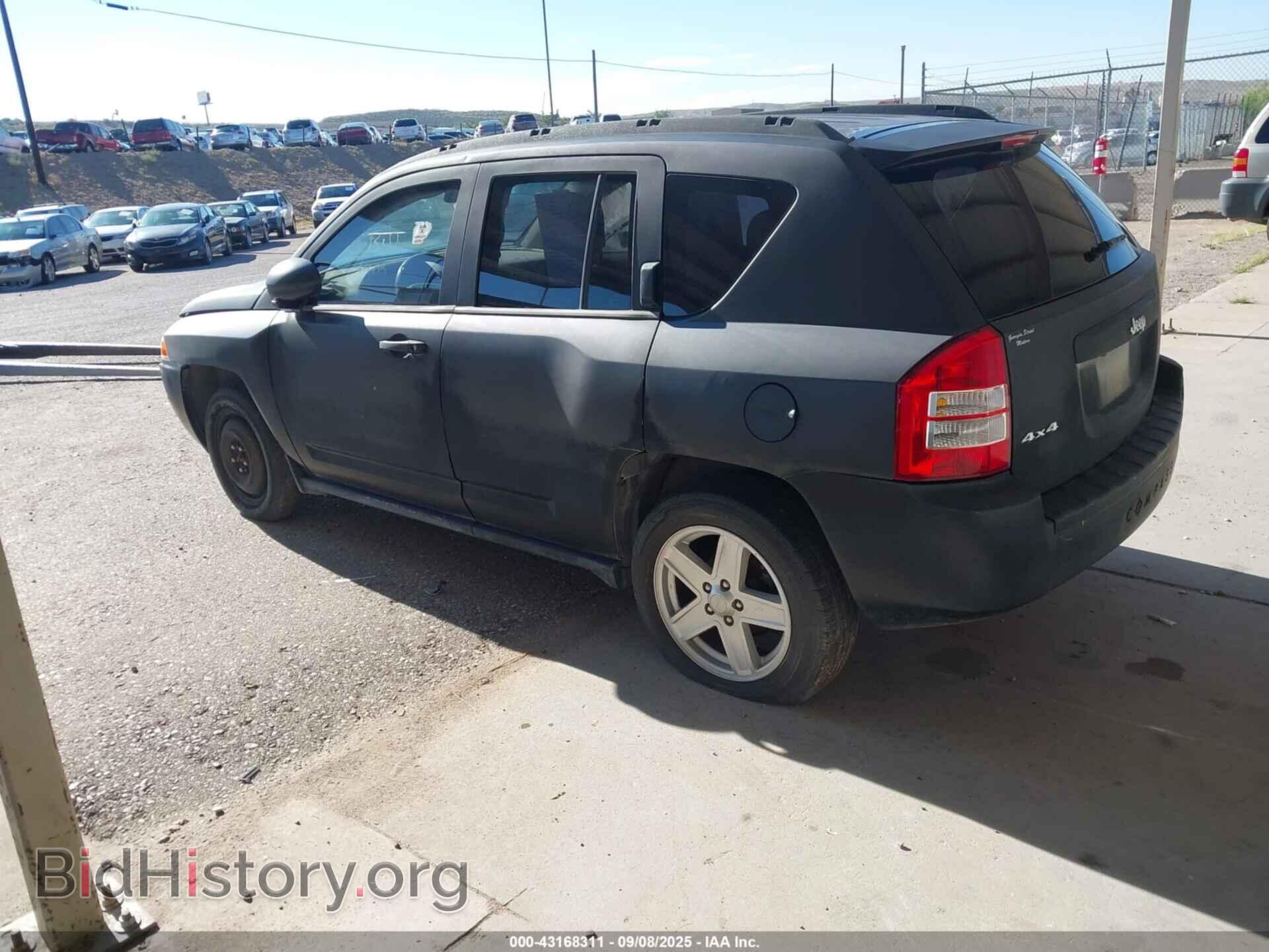2010 JEEP COMPASS - VIN: 1J4NF4FB8AD601536 - Фото 3