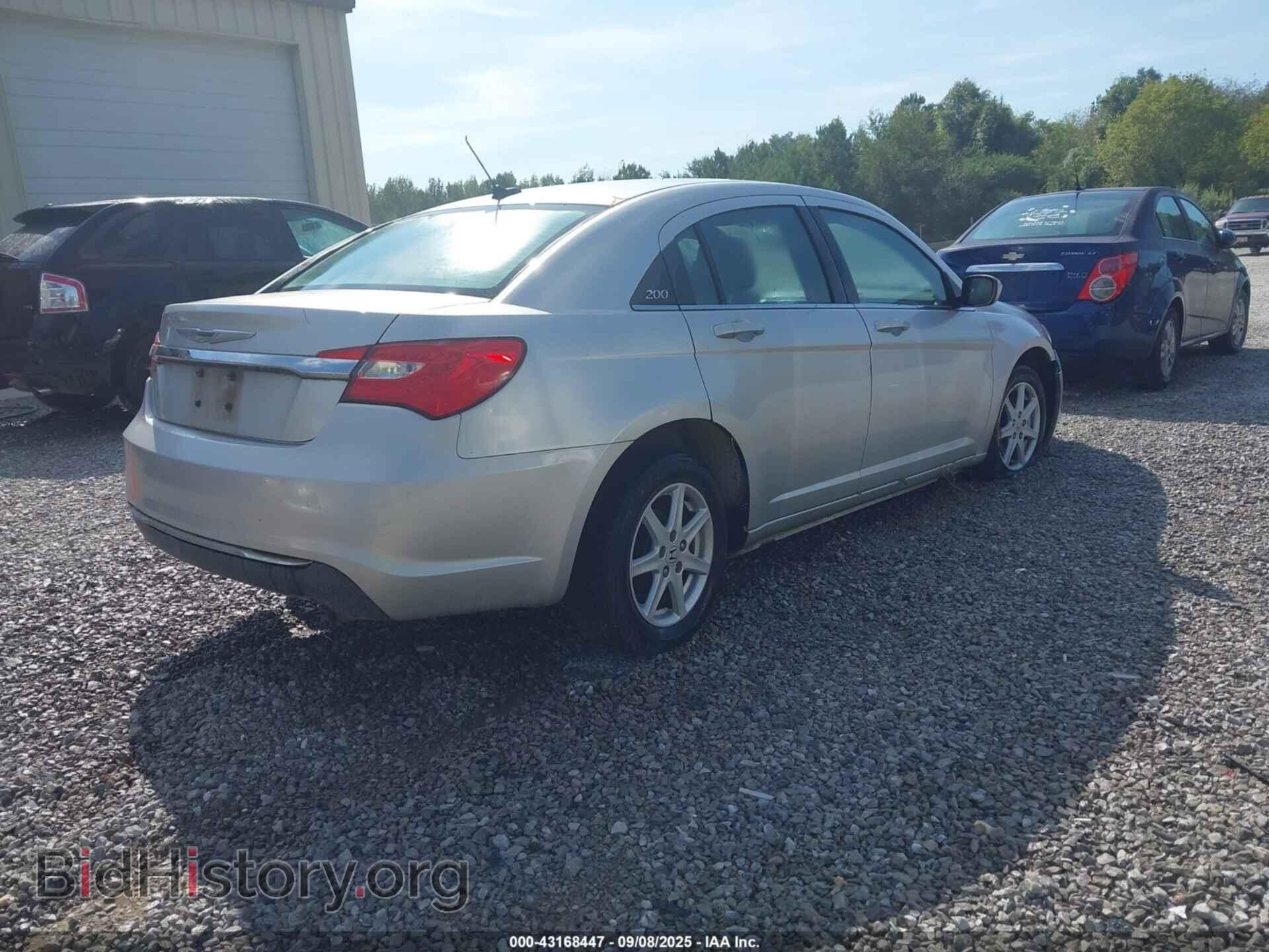 2012 CHRYSLER 200 - VIN: 1C3CCBBB1CN331065 - Фото 4
