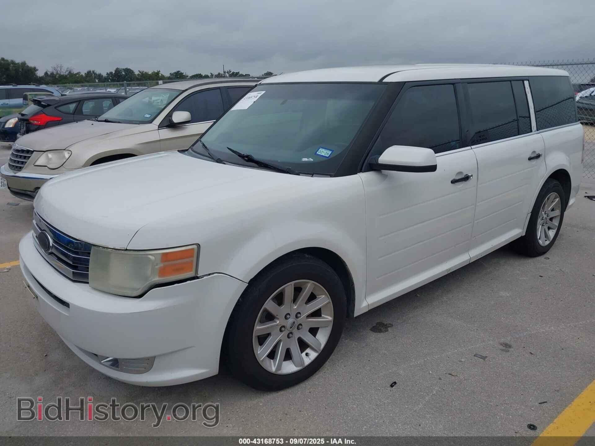 2011 FORD FLEX - VIN: 2FMGK5CC0BBD31704 - Photo 2