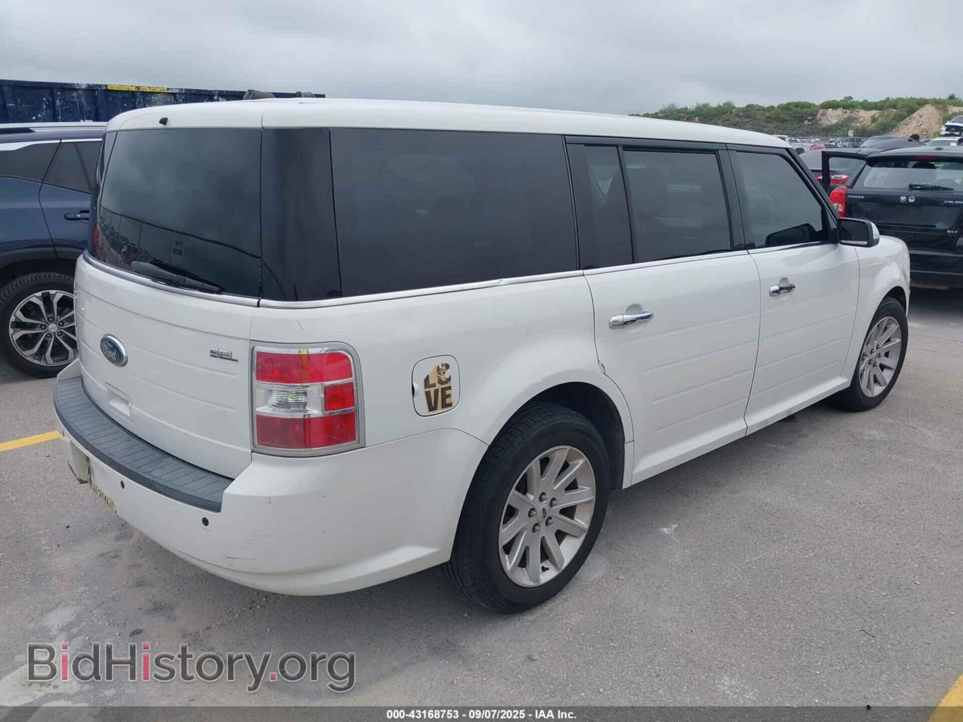 2011 FORD FLEX - VIN: 2FMGK5CC0BBD31704 - Photo 4