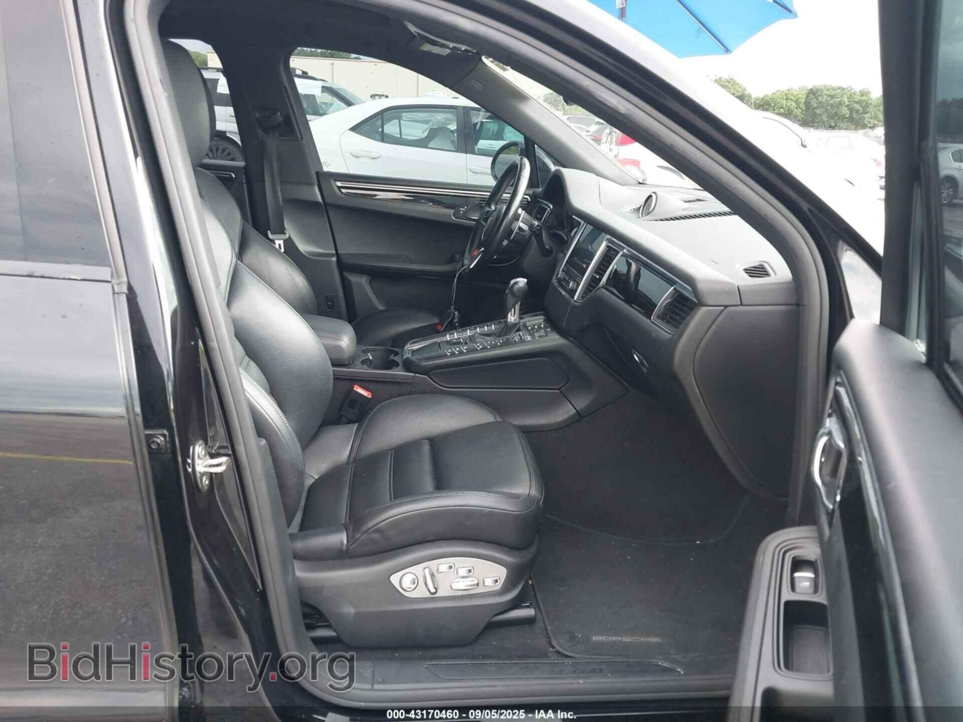 2017 PORSCHE MACAN - VIN: WP1AA2A50HLB08604 - Photo 5