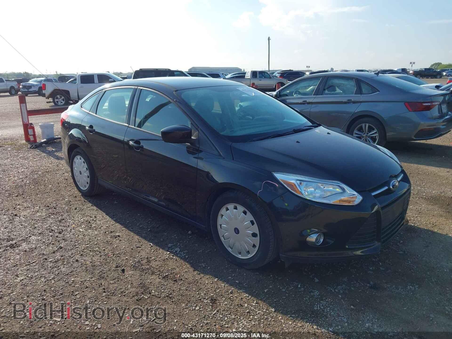 Photo 1FAHP3F2XCL413366 - FORD FOCUS 2012
