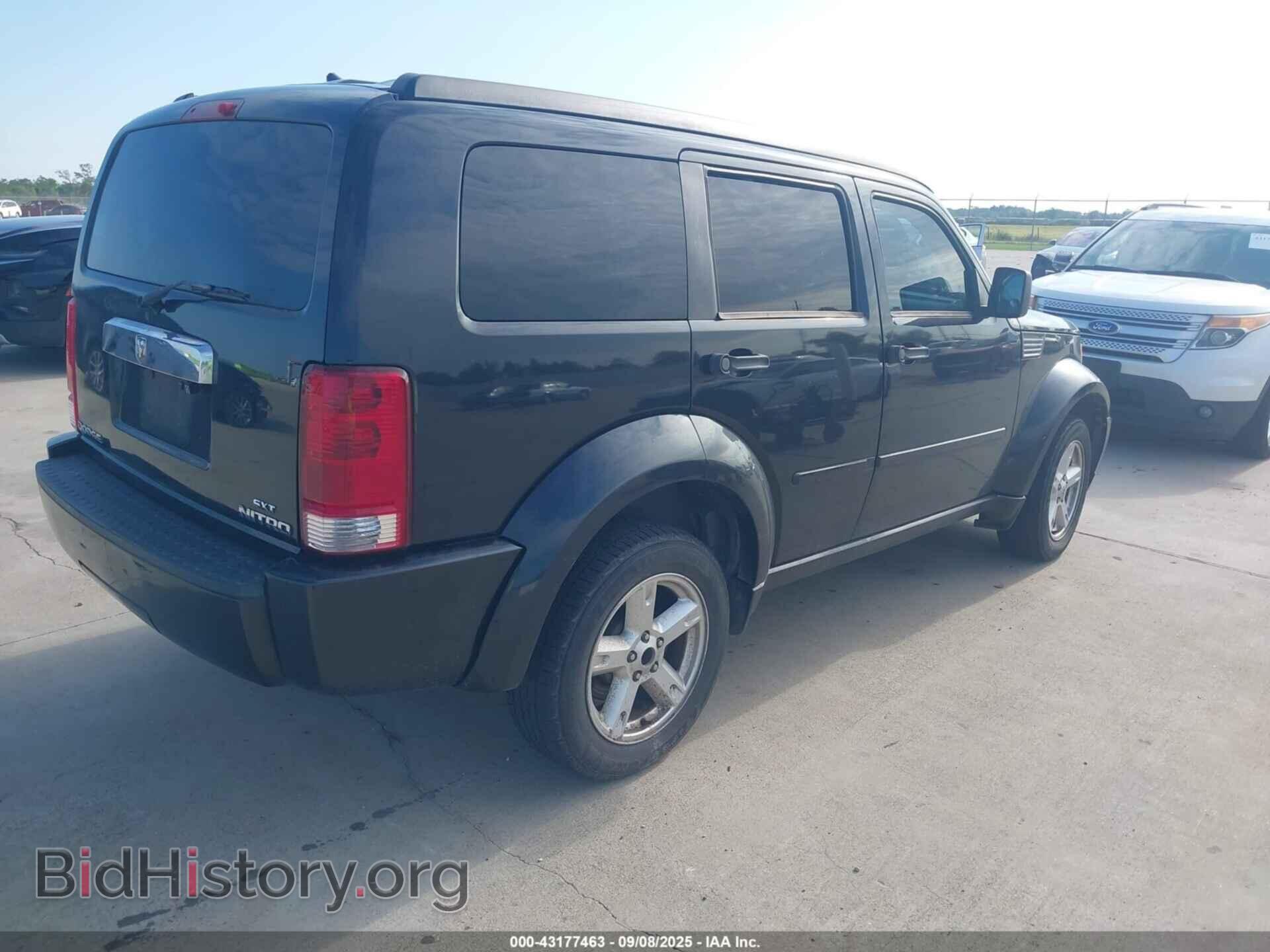 2011 DODGE NITRO - VIN: 1D4PT5GK9BW545000 - Photo 4