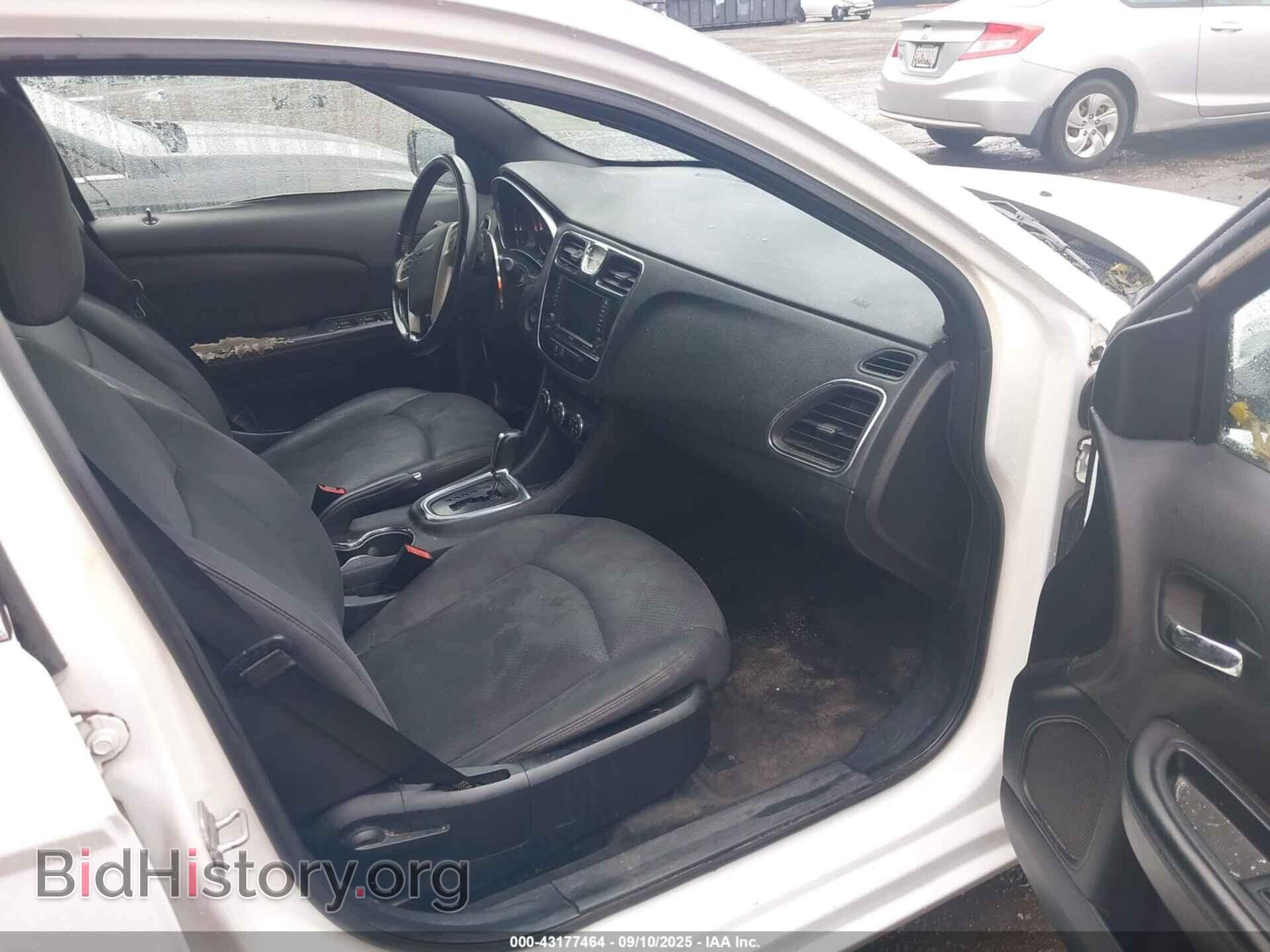 2013 CHRYSLER 200 - VIN: 1C3CCBBB4DN574712 - Фото 5