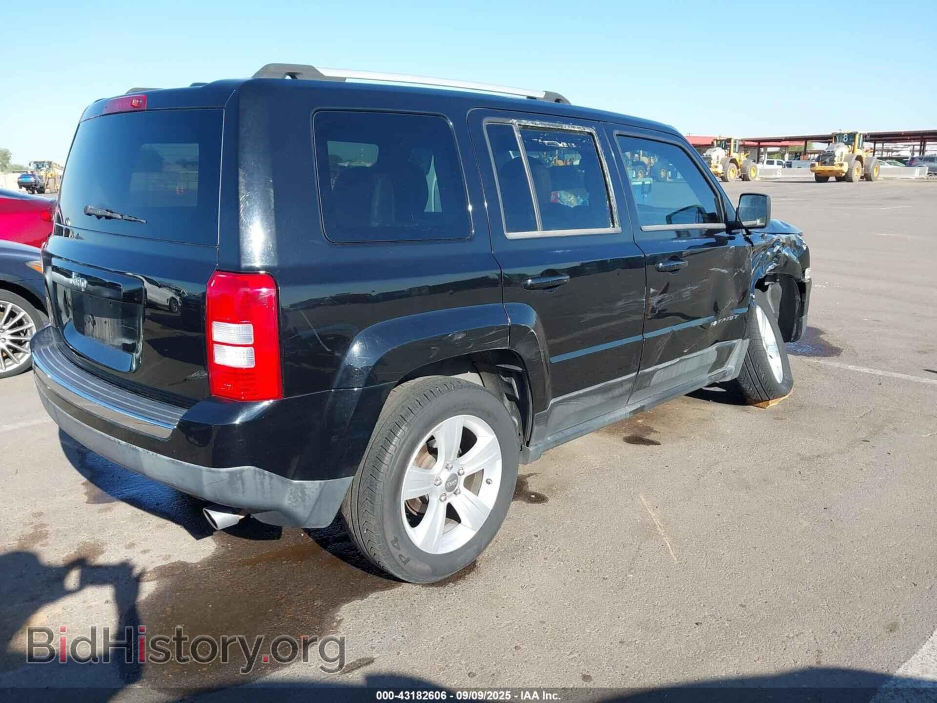 2012 JEEP PATRIOT - VIN: 1C4NJPCBXCD631487 - Фото 4