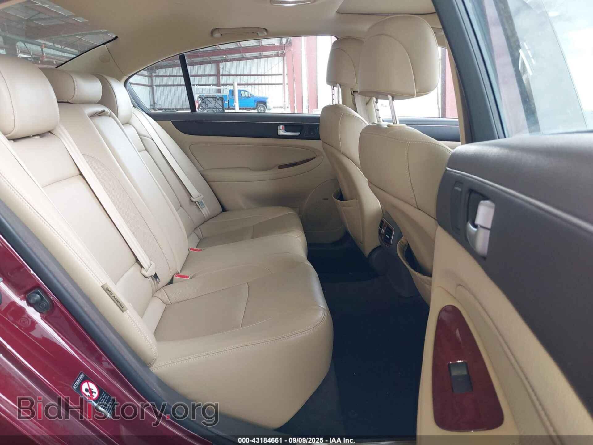 2012 HYUNDAI GENESIS - VIN: KMHGC4DD2CU204740 - Фото 8