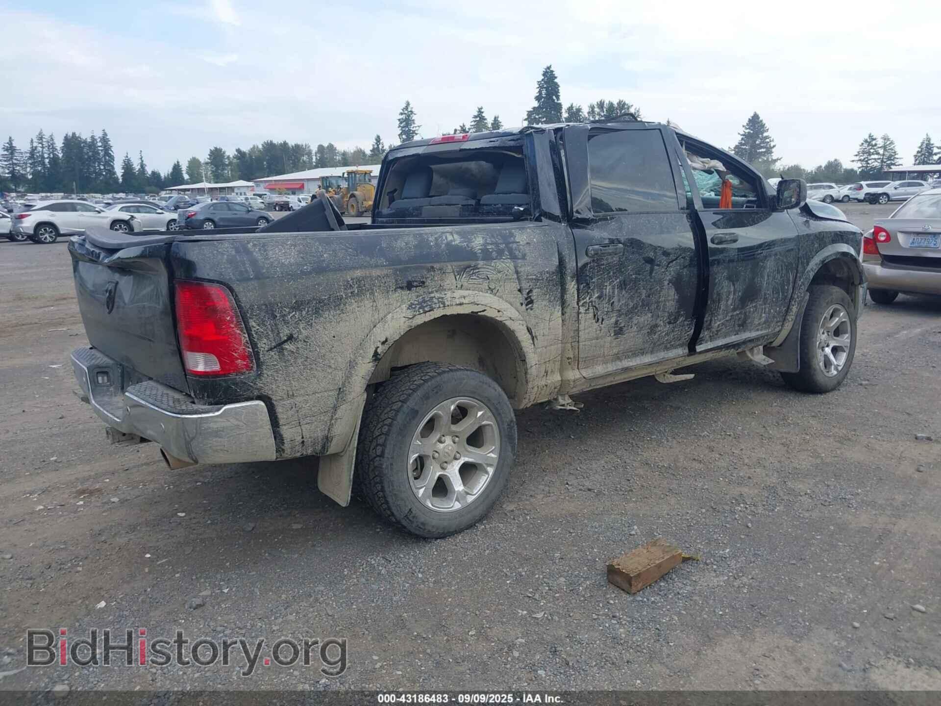 2018 RAM 1500 - VIN: 1C6RR7LT7JS117518 - Photo 4