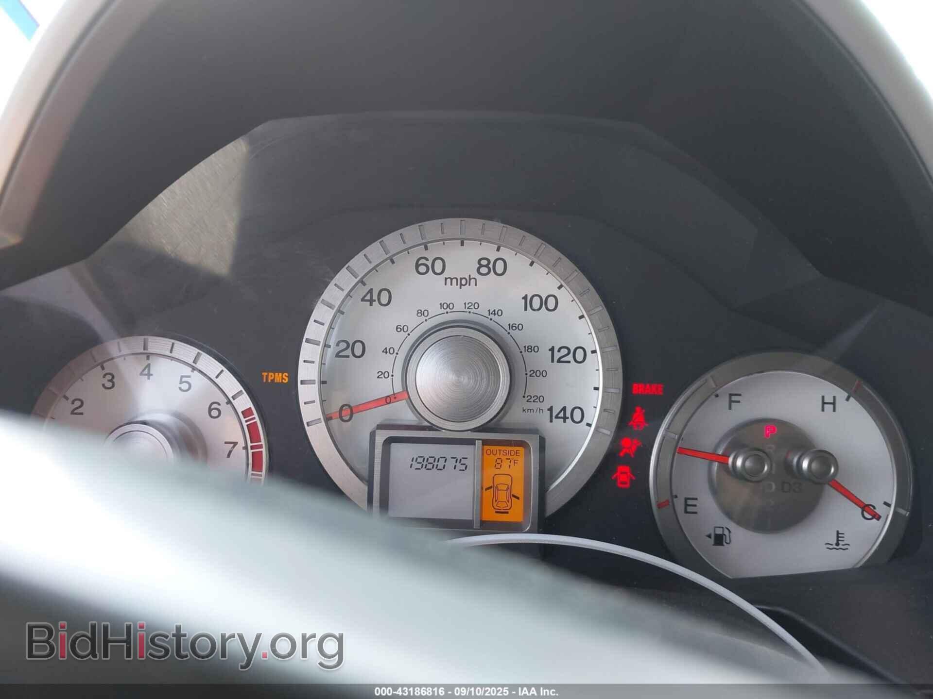 2011 HONDA PILOT - VIN: 5FNYF3H66BB036372 - Photo 7