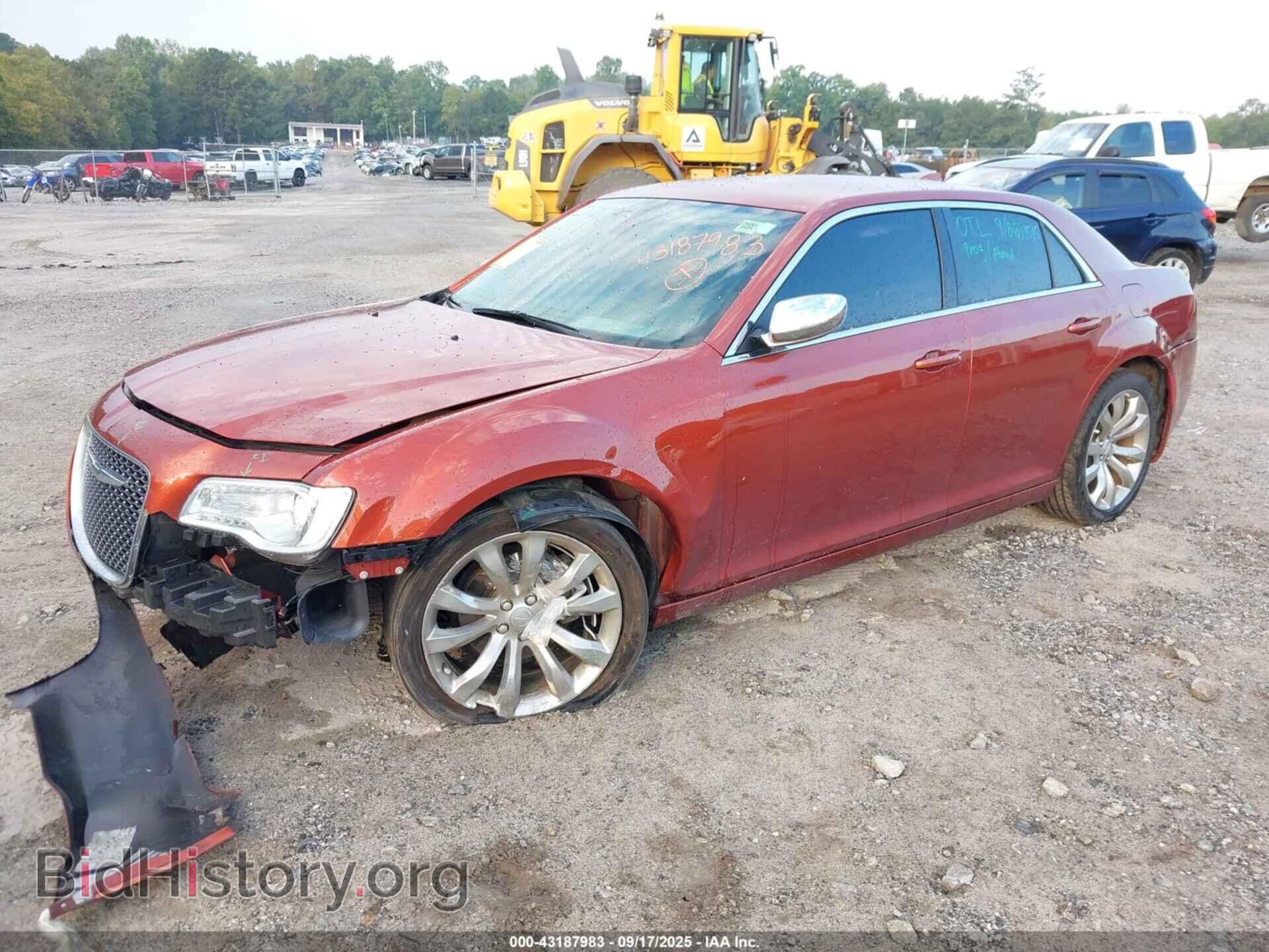2021 CHRYSLER 300 - VIN: 2C3CCAAG0MH602425 - Photo 2