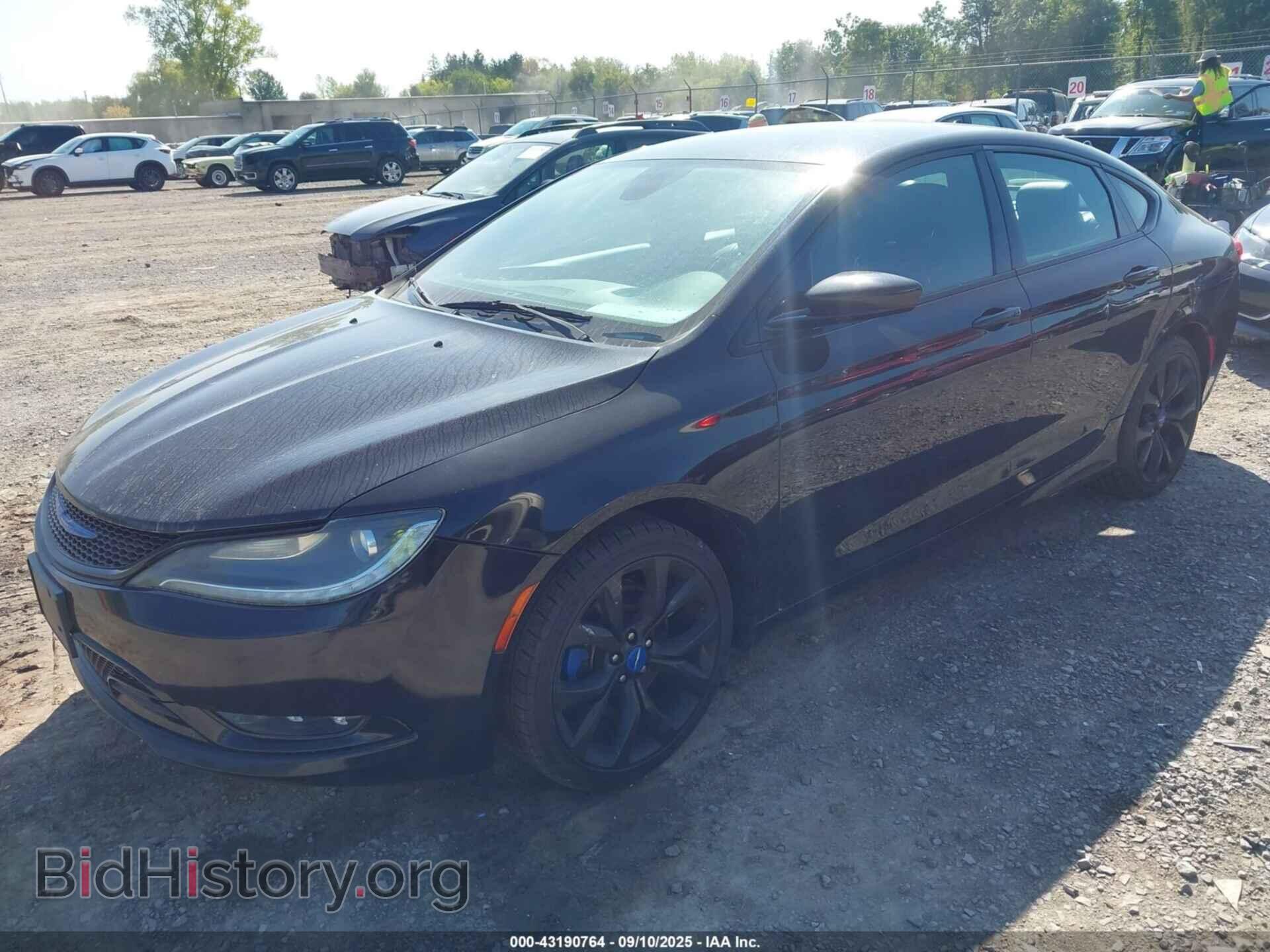 2015 CHRYSLER 200 - VIN: 1C3CCCDG3FN615834 - Фото 2