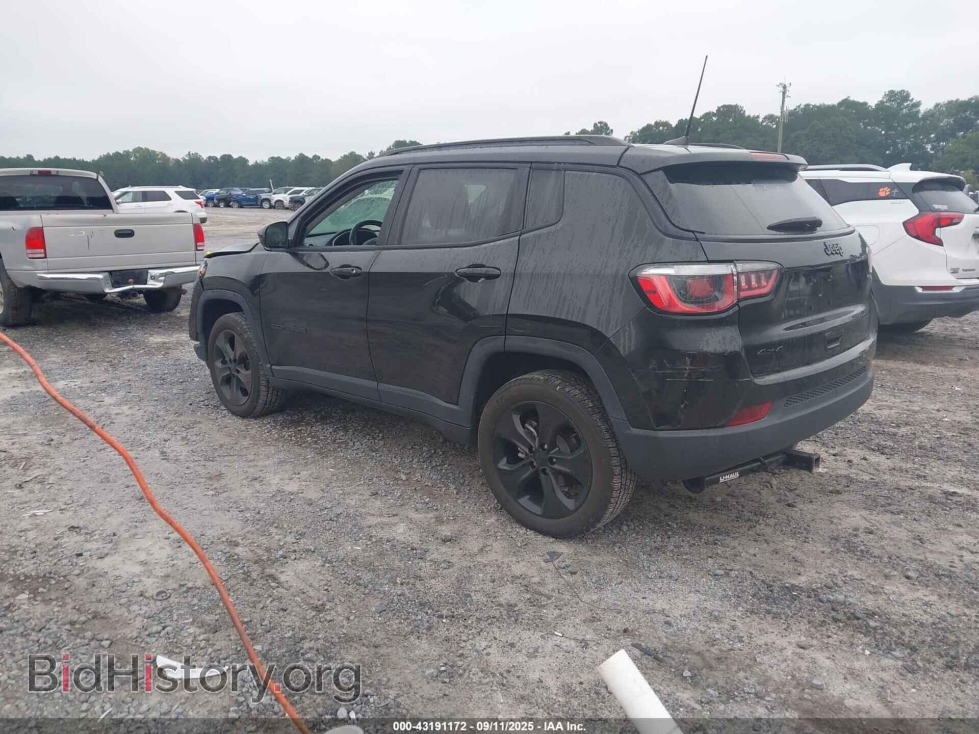 2018 JEEP COMPASS - VIN: 3C4NJDBB9JT456446 - Фото 3