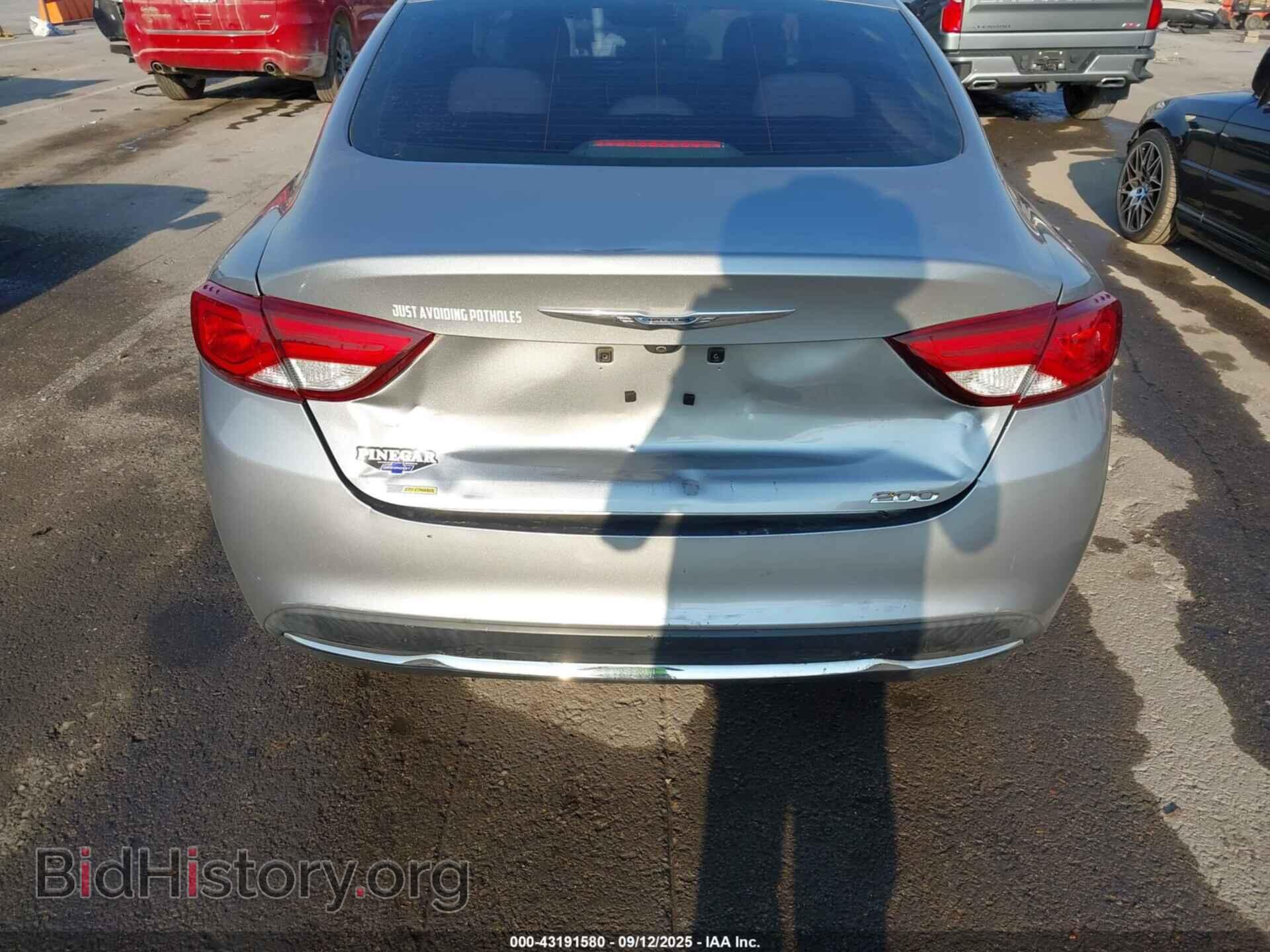 2016 CHRYSLER 200 - VIN: 1C3CCCAB6GN105603 - Фото 6