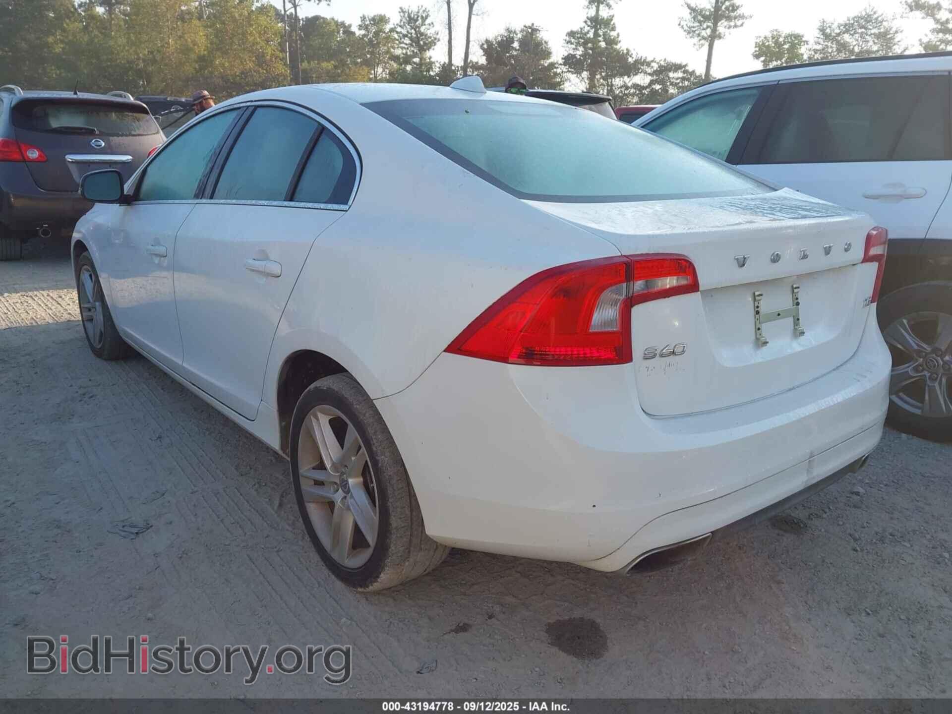 2014 VOLVO S60 - VIN: YV1612FS2E2277458 - Фото 3