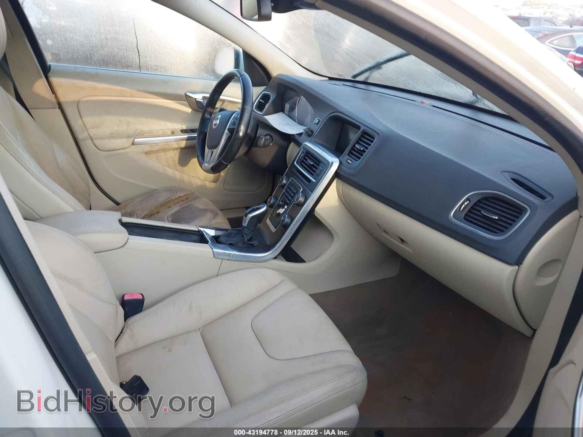 2014 VOLVO S60 - VIN: YV1612FS2E2277458 - Фото 5