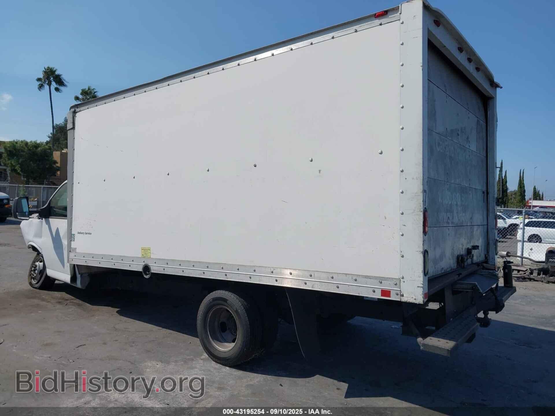 2012 GMC SAVANA CUTAWAY - VIN: 1GD374CA2C1908559 - Фото 3