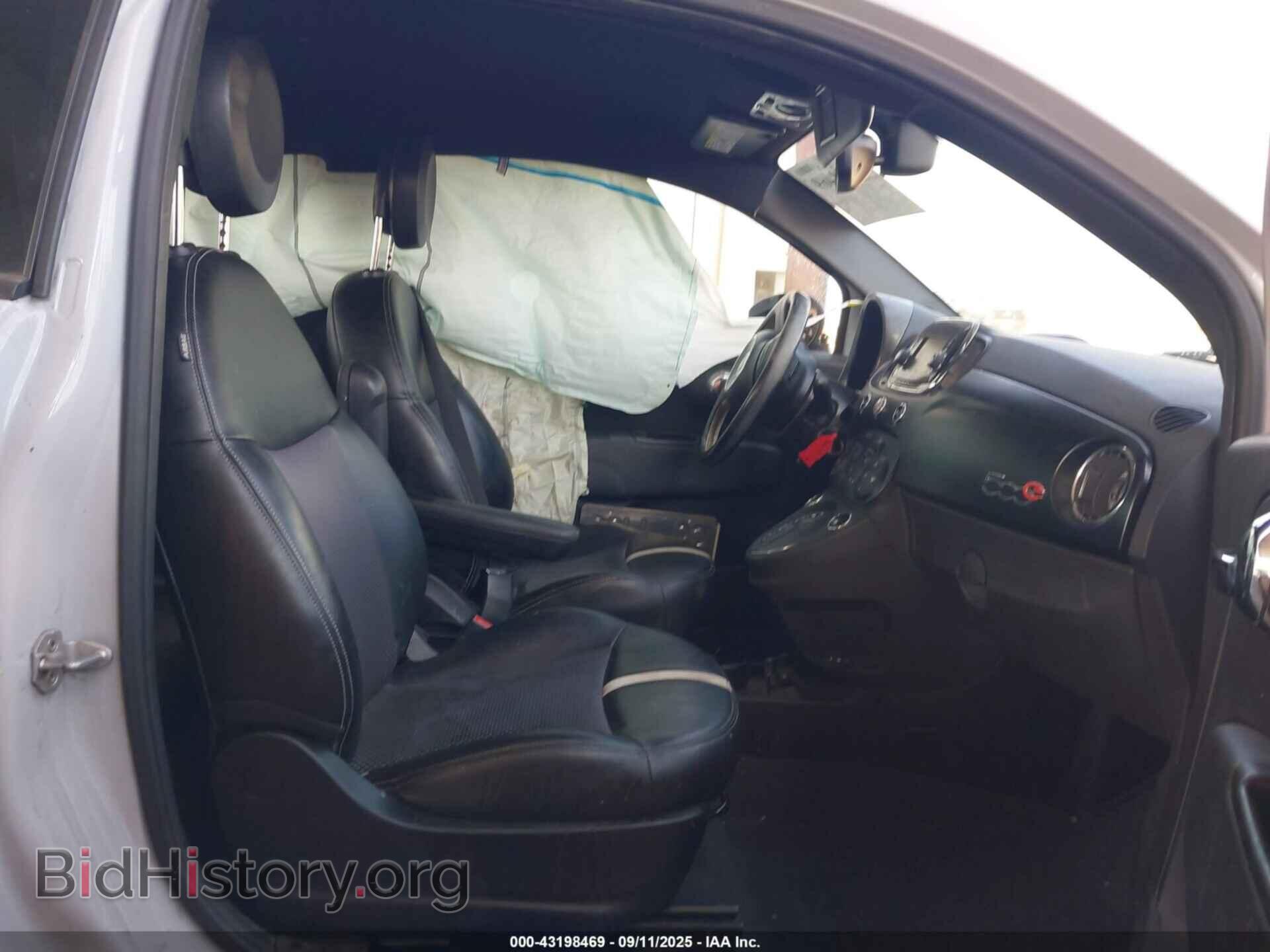 2017 FIAT 500E - VIN: 3C3CFFGEXHT530091 - Фото 5