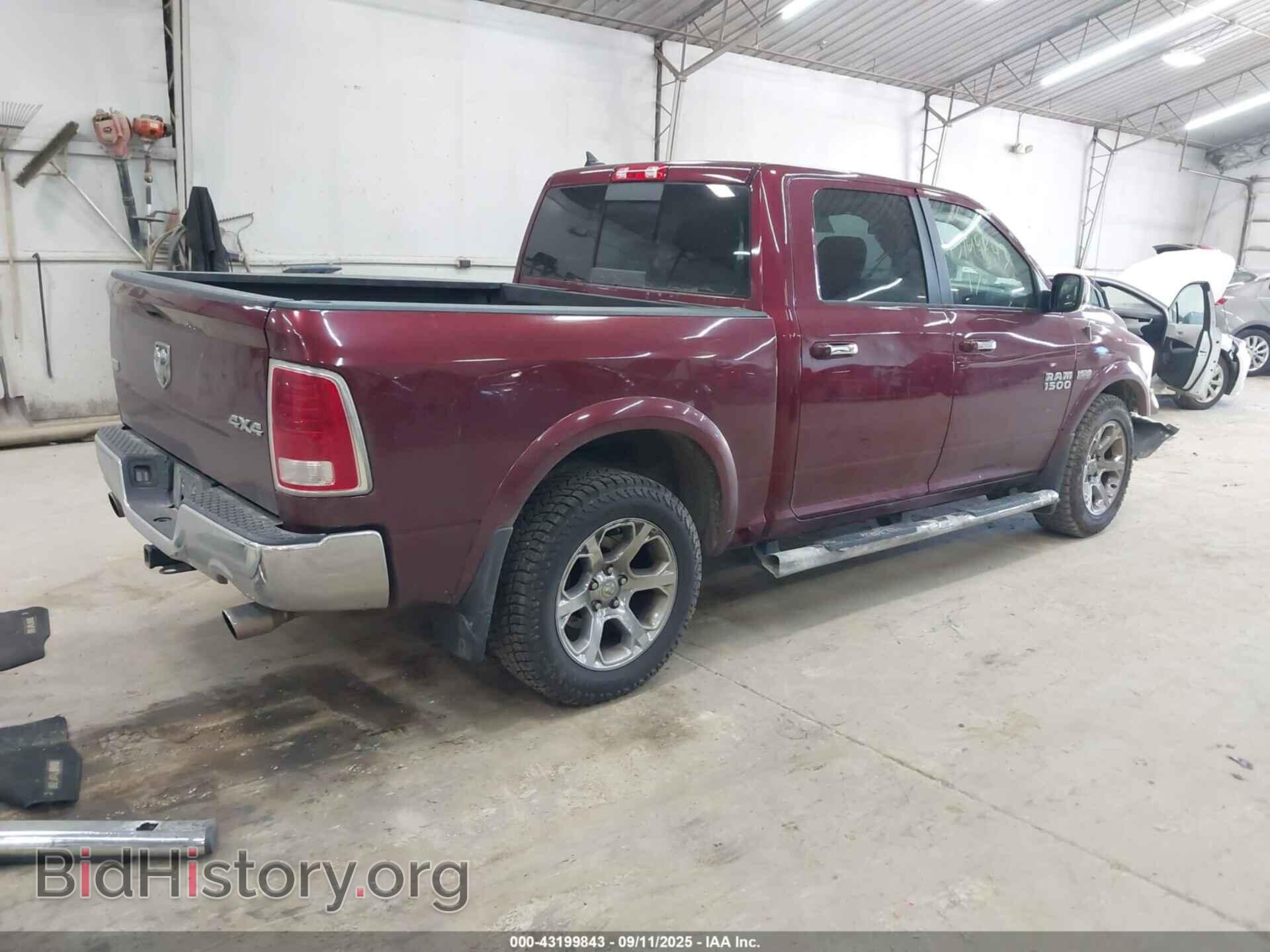 2017 RAM 1500 - VIN: 1C6RR7NT2HS749317 - Фото 4