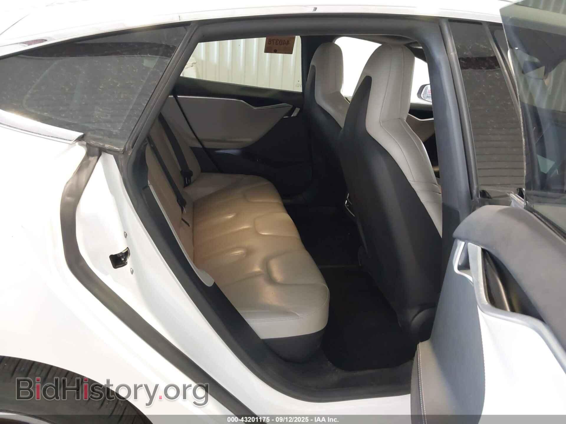 2015 TESLA MODEL S - VIN: 5YJSA1E27FF112701 - Photo 8