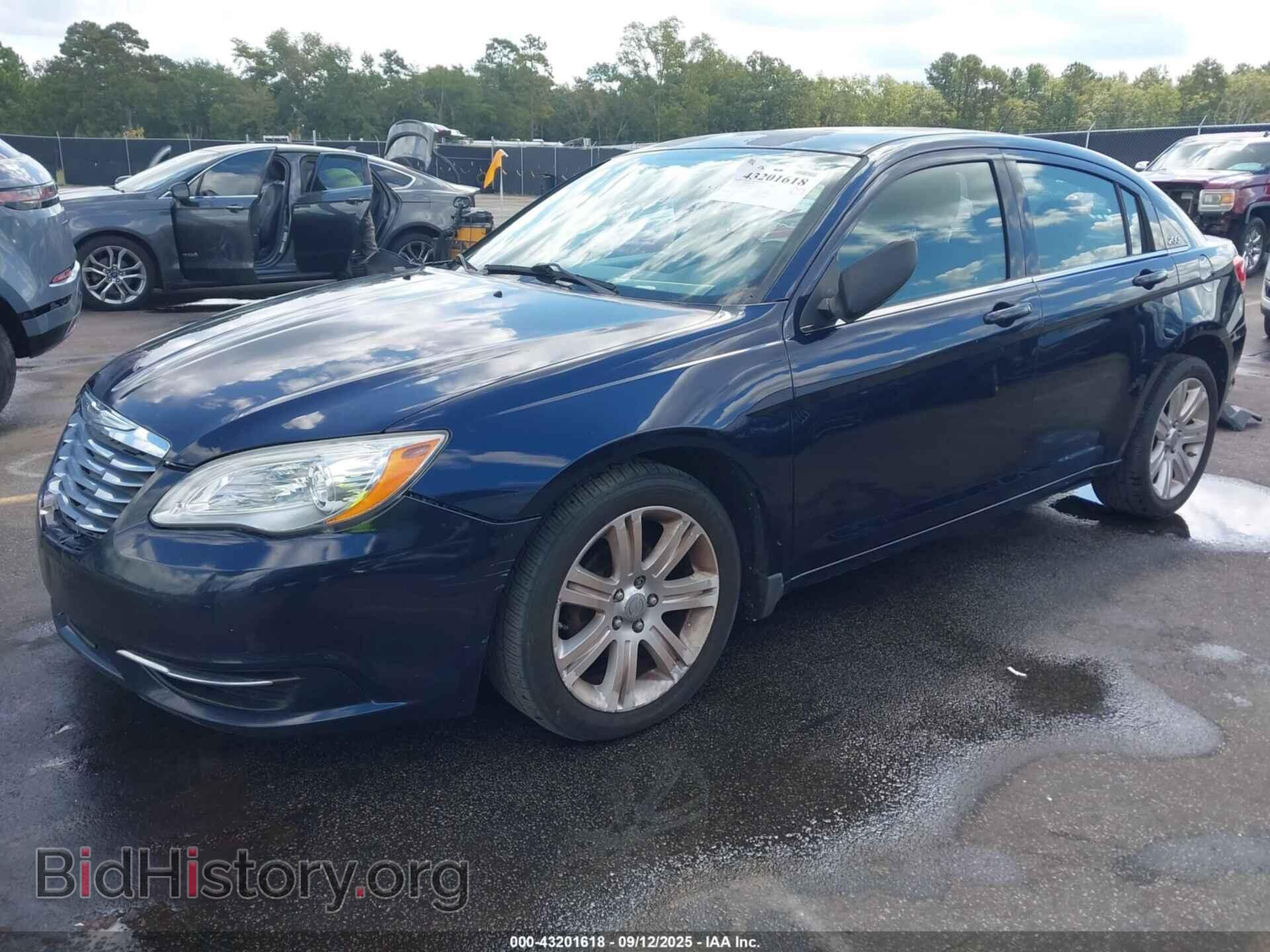 2012 CHRYSLER 200 - VIN: 1C3CCBBB8CN124849 - Фото 2