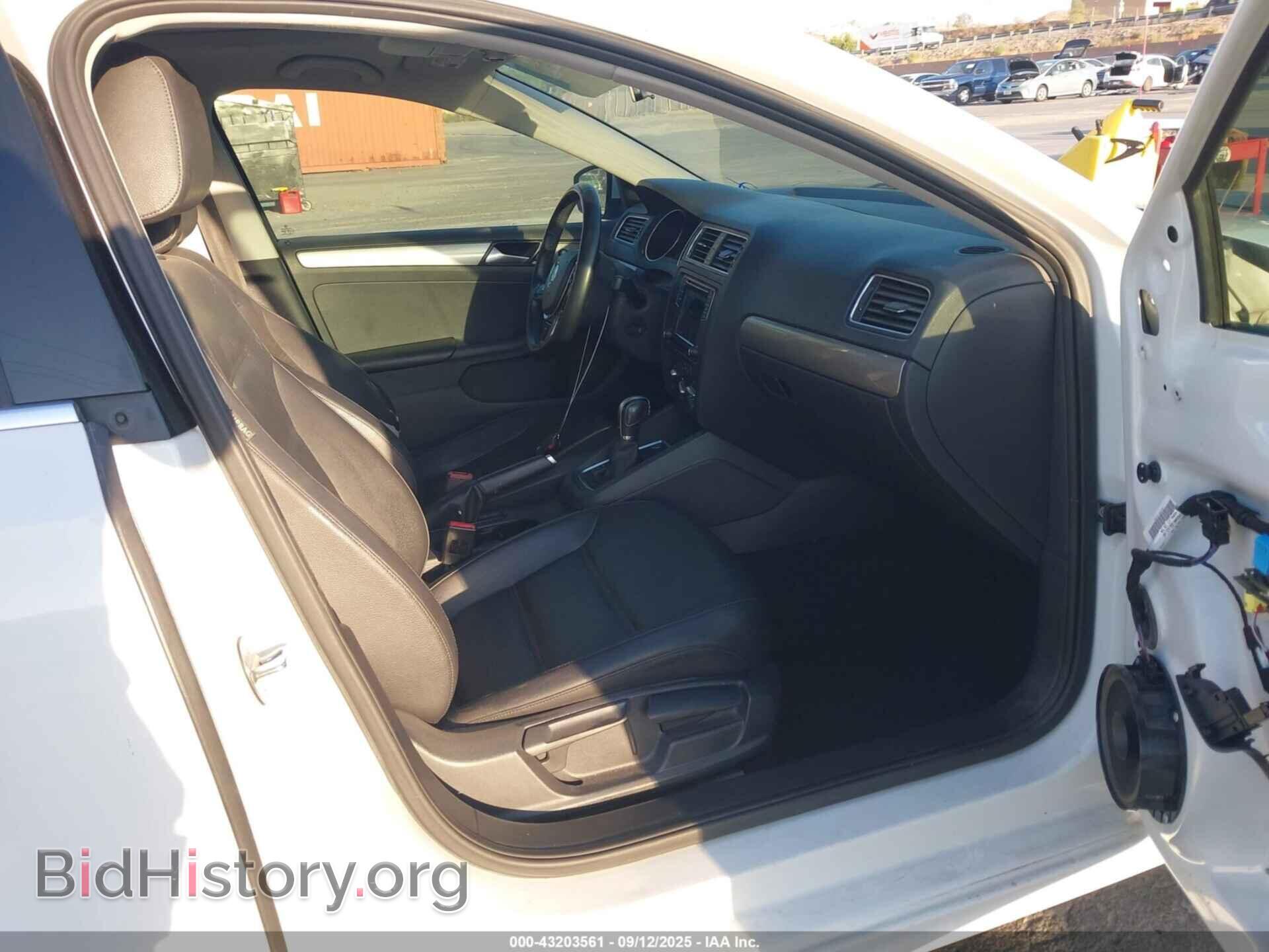 2017 VOLKSWAGEN JETTA - VIN: 3VWDB7AJ6HM296322 - Фото 5