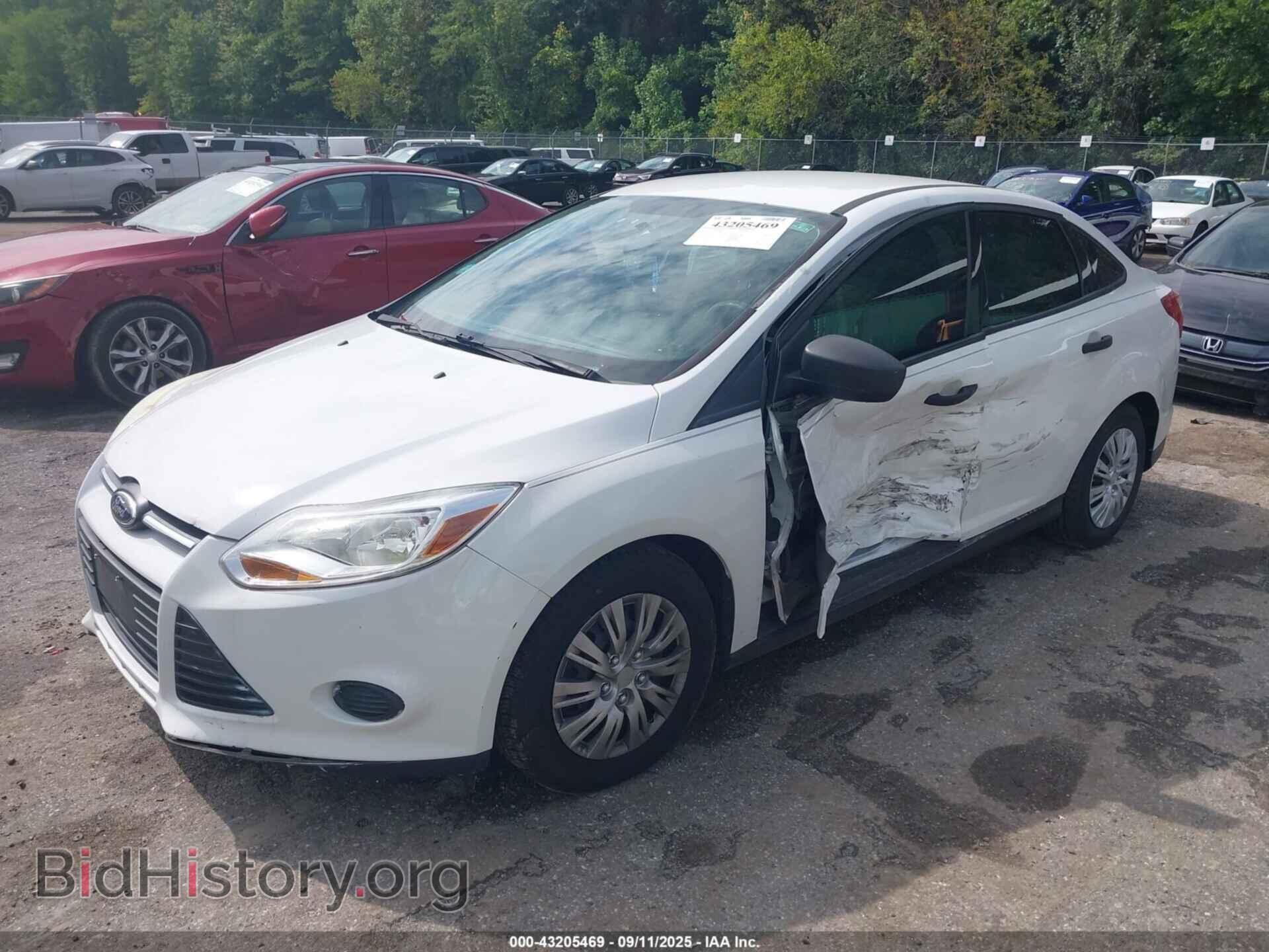 2013 FORD FOCUS - VIN: 1FADP3E23DL224883 - Фото 2