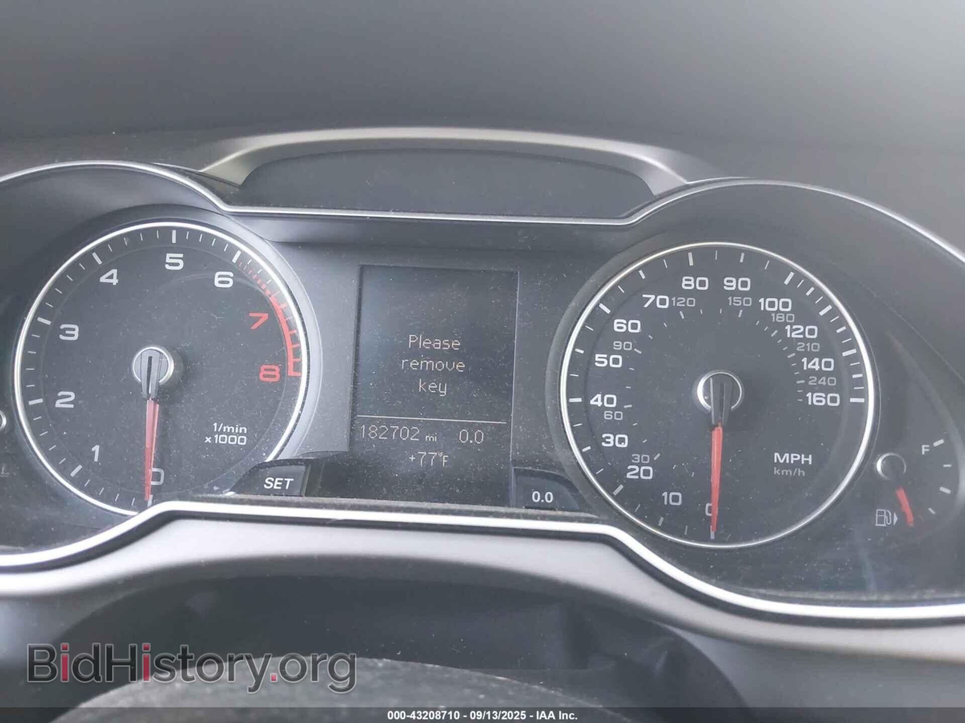 2013 AUDI A4 - VIN: WAUBFAFL7DN032495 - Фото 7