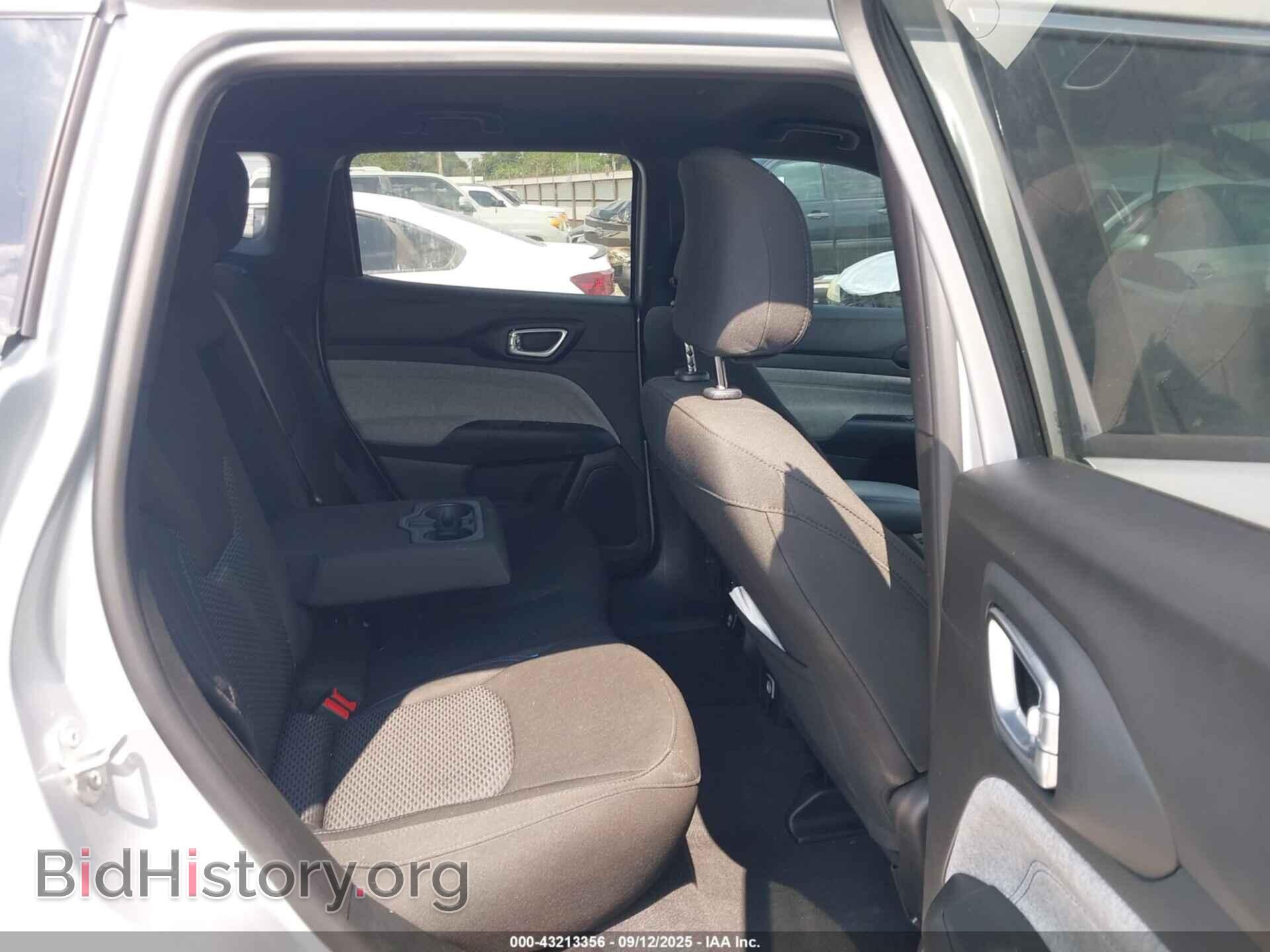 2024 JEEP COMPASS - VIN: 3C4NJDAN3RT170275 - Фото 8