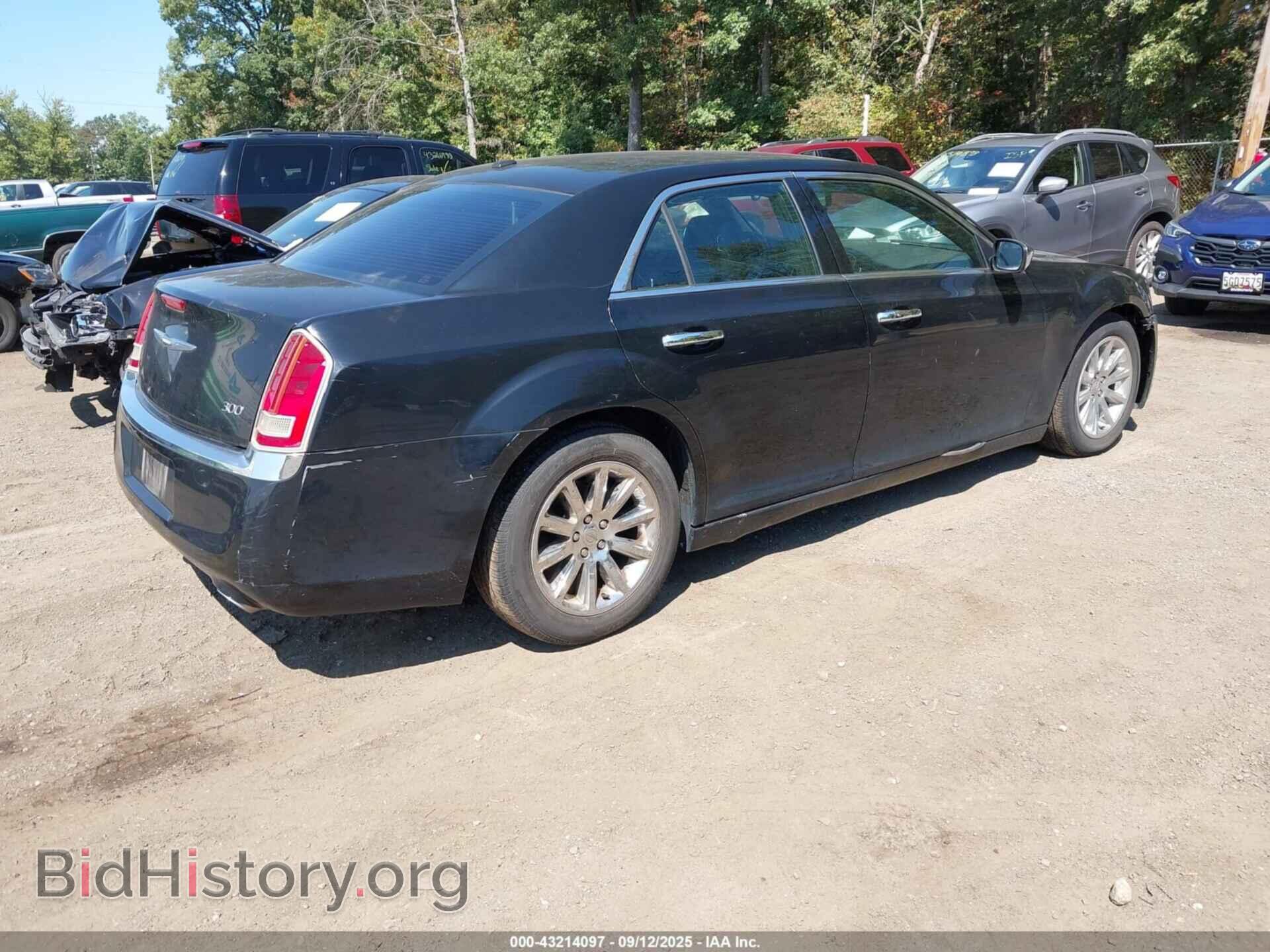 2012 CHRYSLER 300 - VIN: 2C3CCACG0CH212436 - Фото 4