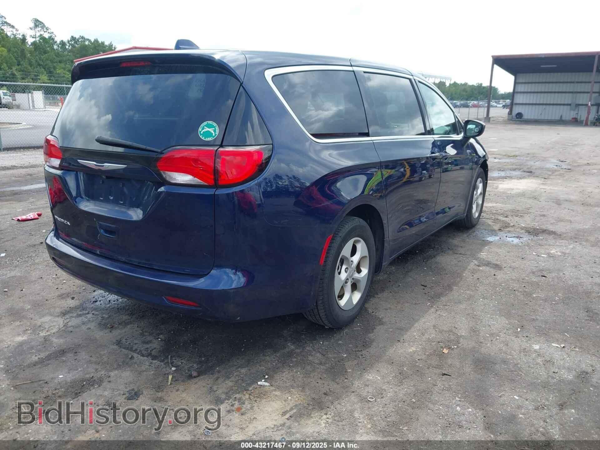 2017 CHRYSLER PACIFICA - VIN: 2C4RC1CG9HR608677 - Фото 4