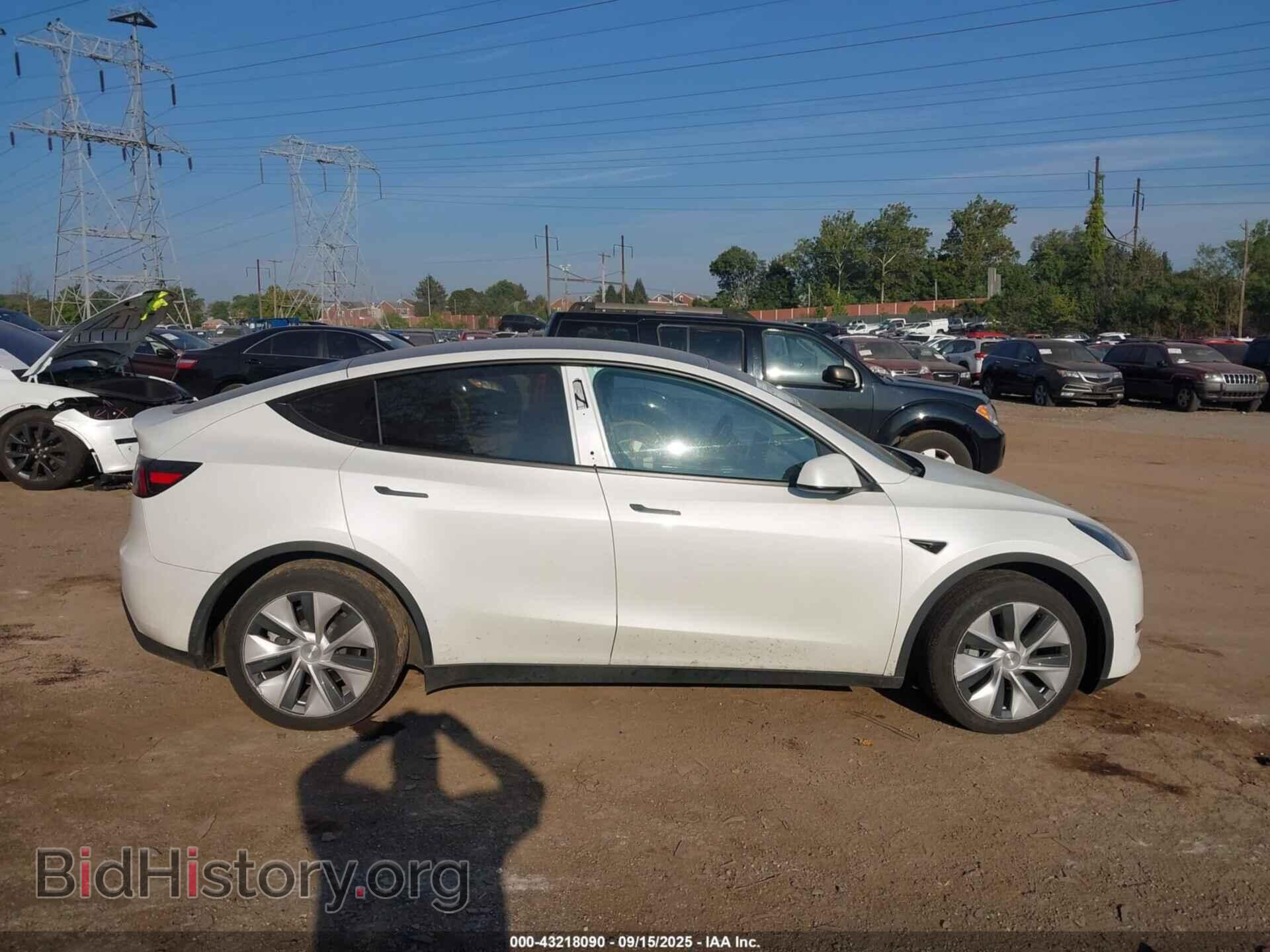 2023 TESLA MODEL Y - VIN: 7SAYGAEEXPF589727 - Фото 13