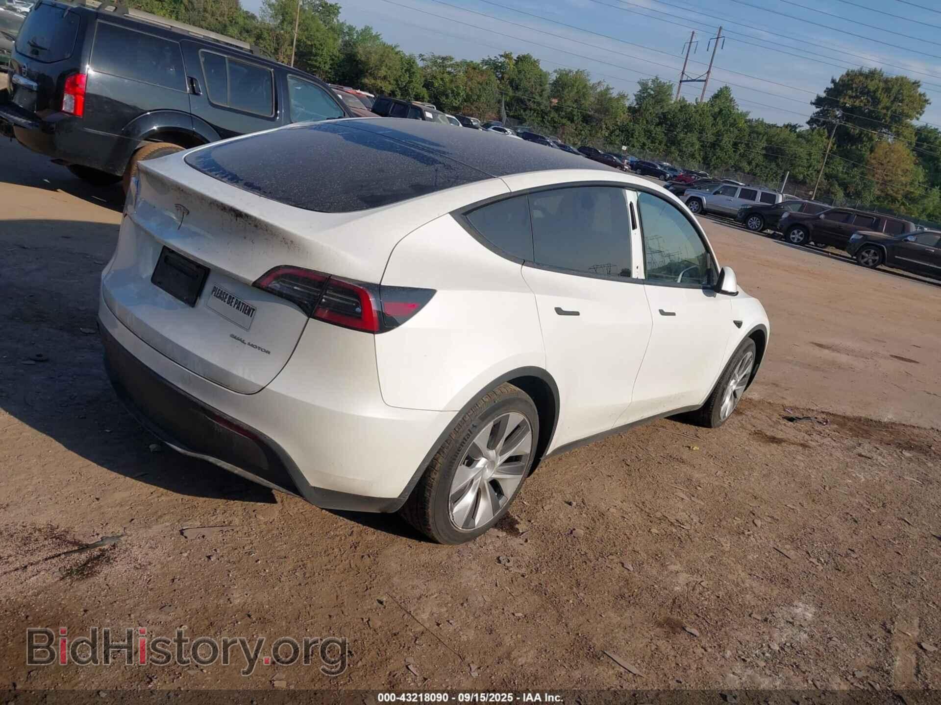 2023 TESLA MODEL Y - VIN: 7SAYGAEEXPF589727 - Фото 4