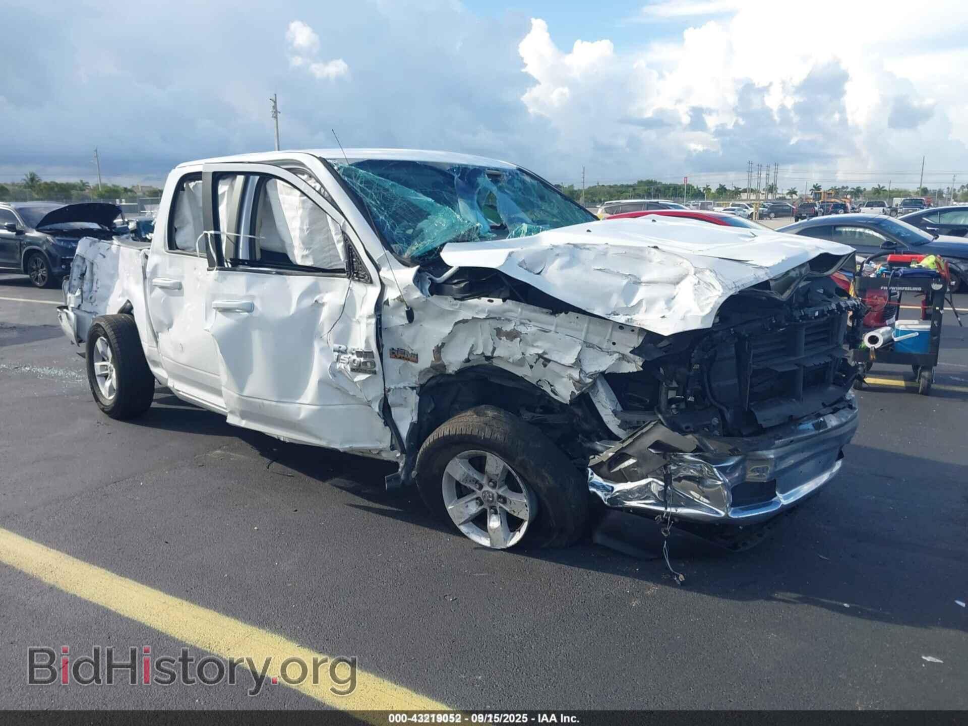 Photo 1C6RR6TT8KS693582 - RAM 1500 CLASSIC 2019